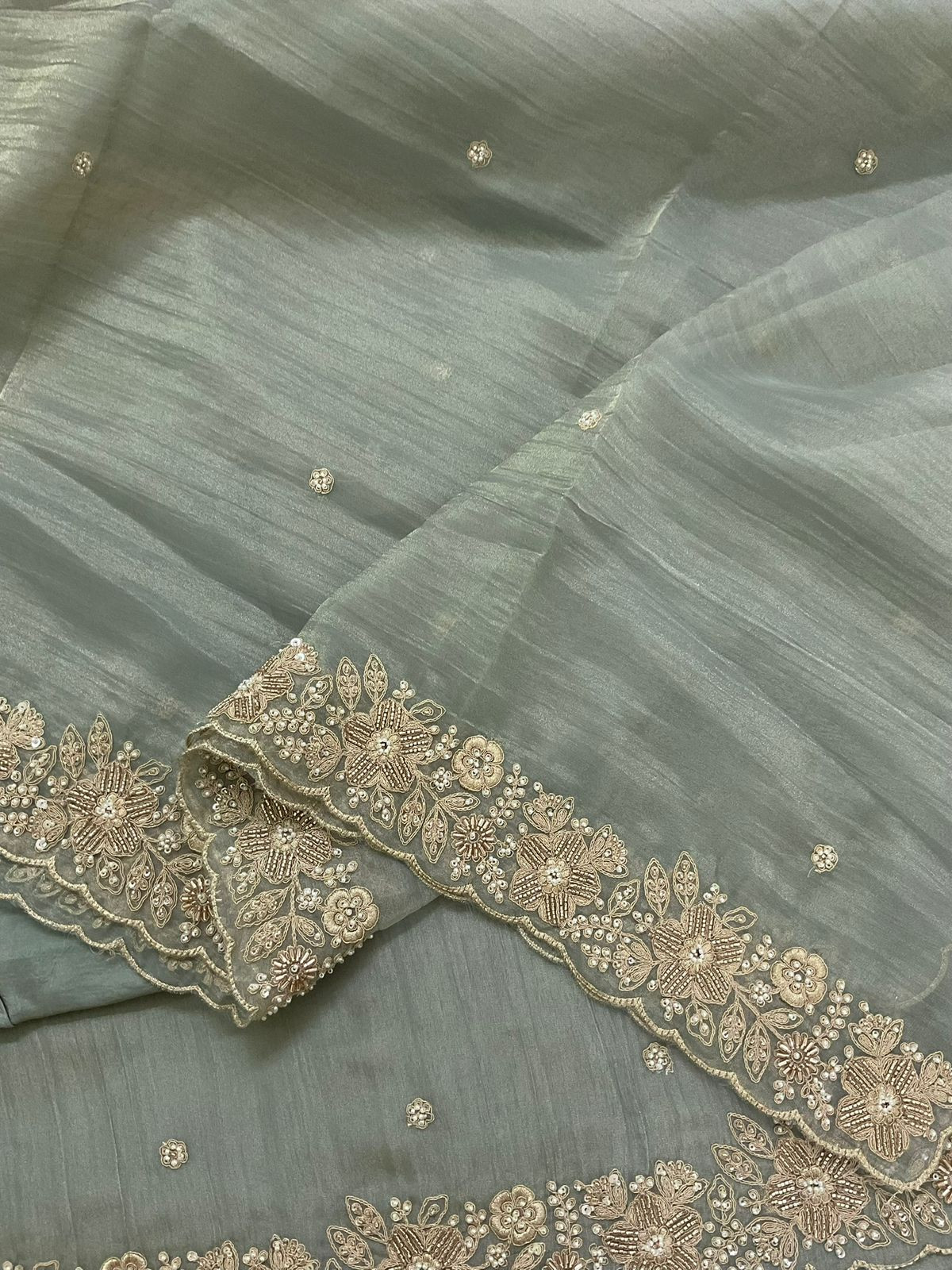 Pure Crushed Tissue Fine Embroidered Suit - Green