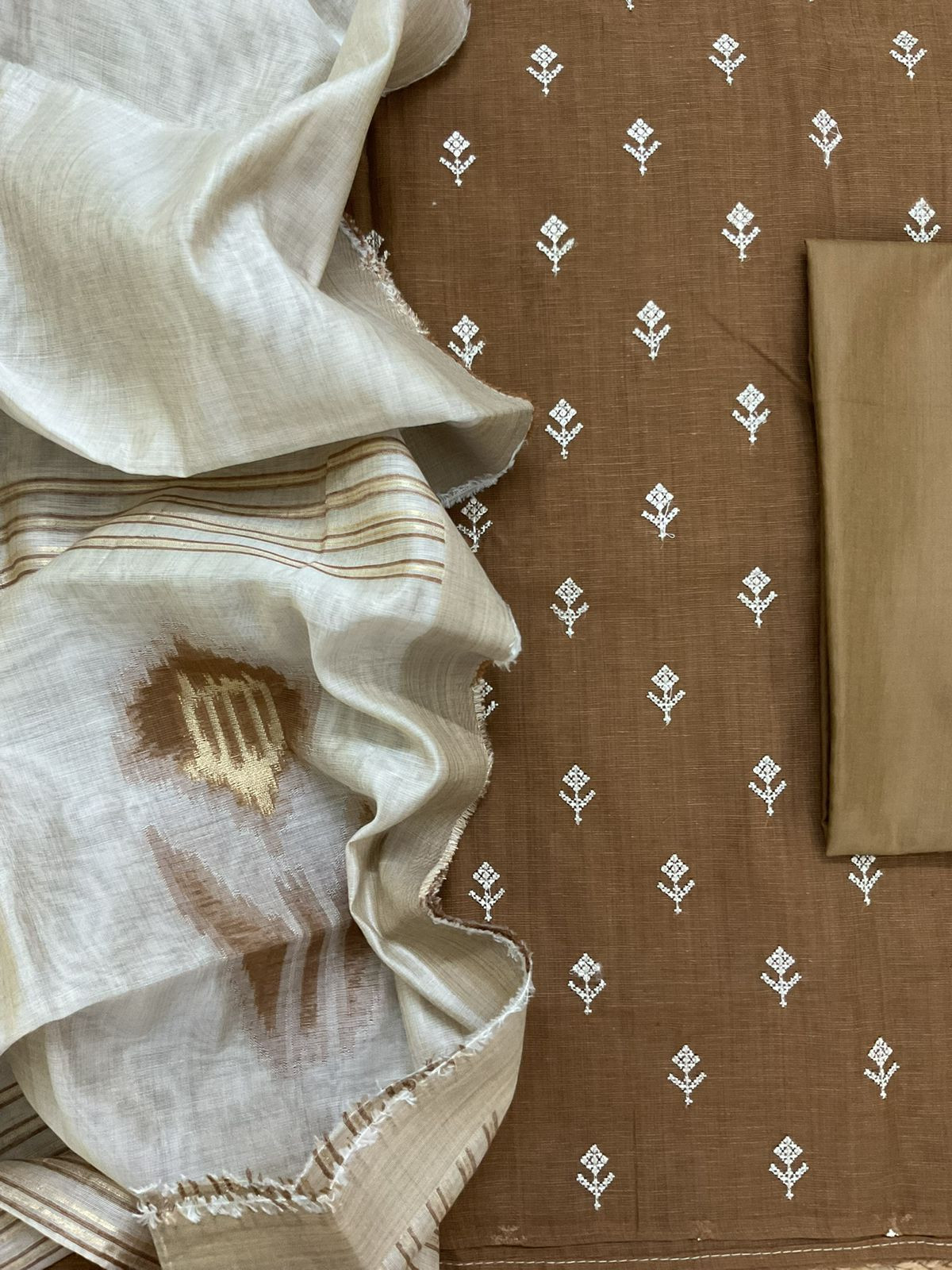 Soft Tissue Slub Cotton Jamdani Weaved Embroidered Suit - Green