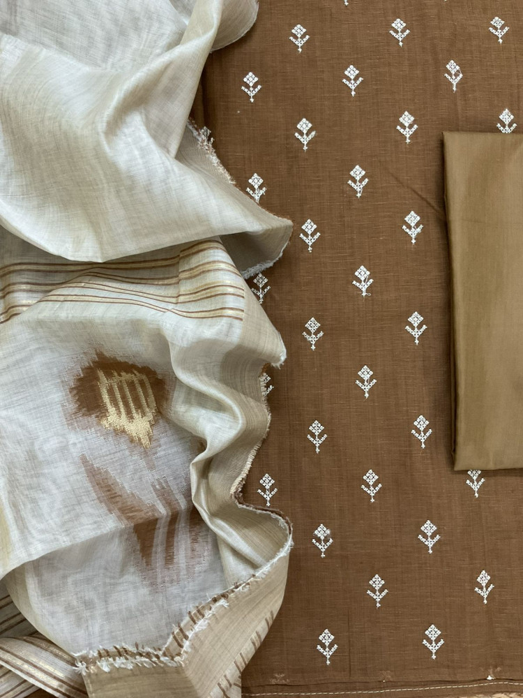 Image of Soft Tissue Slub Cotton Jamdani Weaved Embroidered Suit - Green