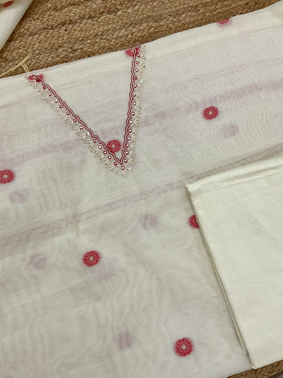 Soft Kora Chanderi Jamdani Weaved Embroidered Suit - Cream