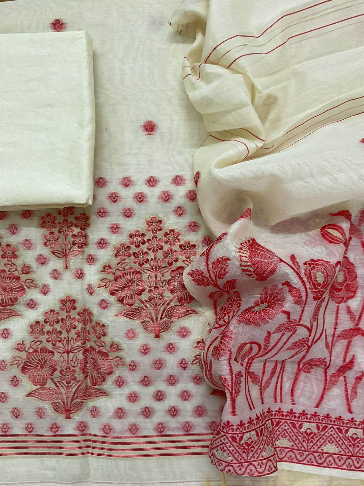 Soft Kora Chanderi Jamdani Weaved Embroidered Suit - Cream