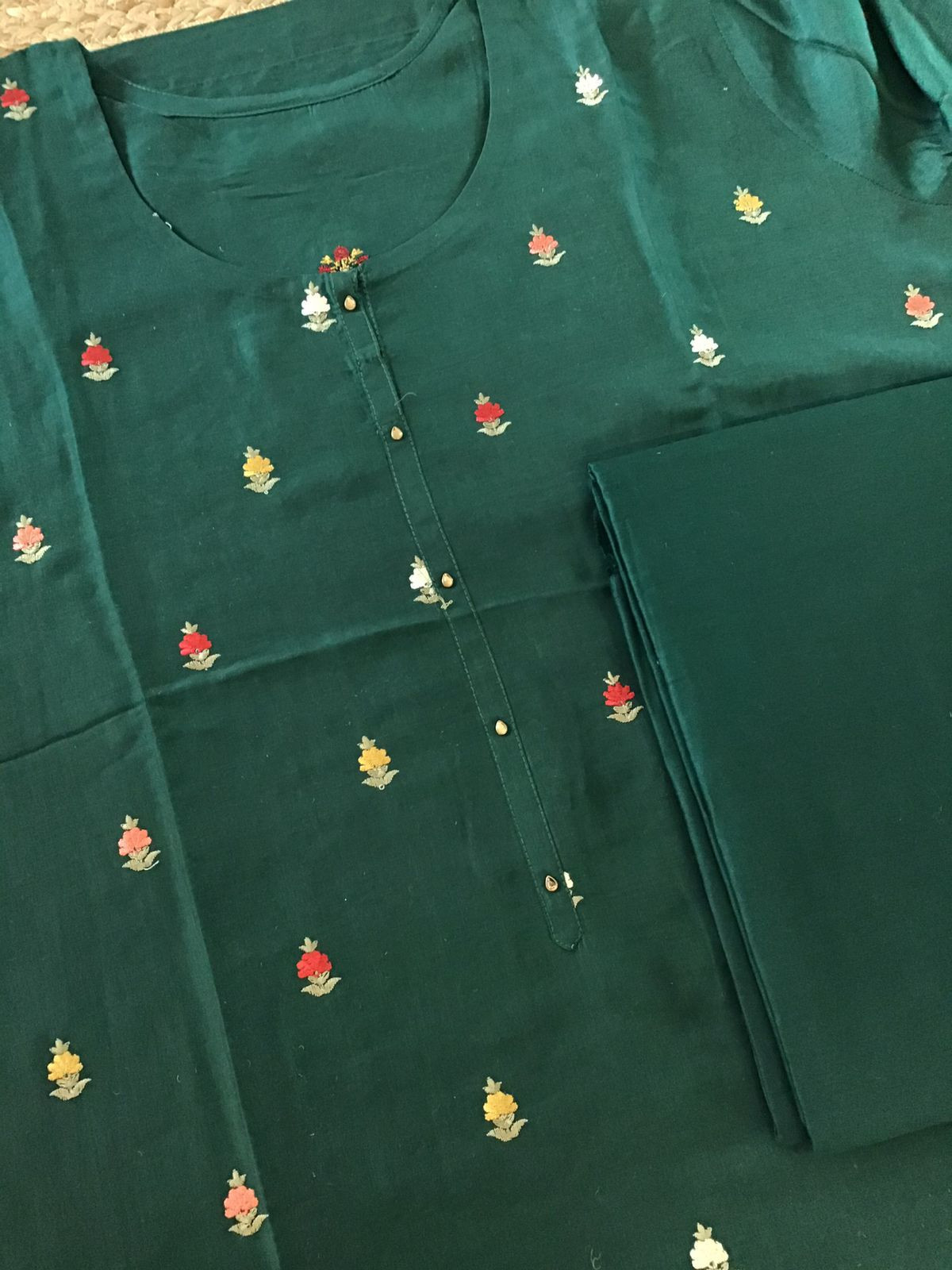 Pure Muslin Silk Embroidered Suit - Green