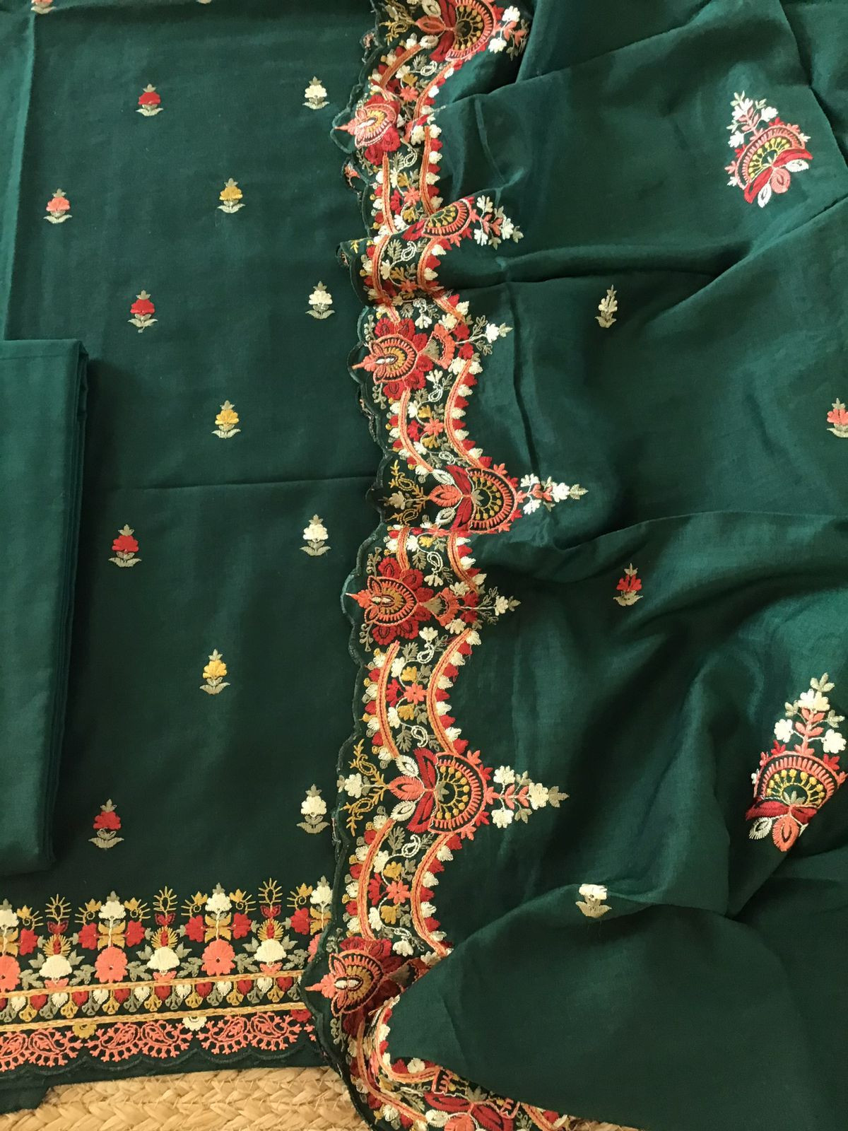 Pure Muslin Silk Embroidered Suit - Green