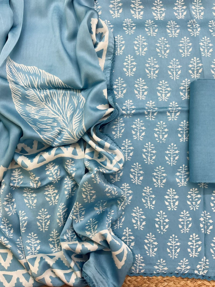 Image of Pure Modal Silk Printed Suit - Blue