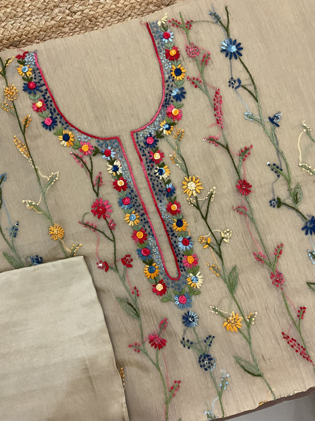 Pure Crushed Tissue Fine Embroidered Suit - Beige