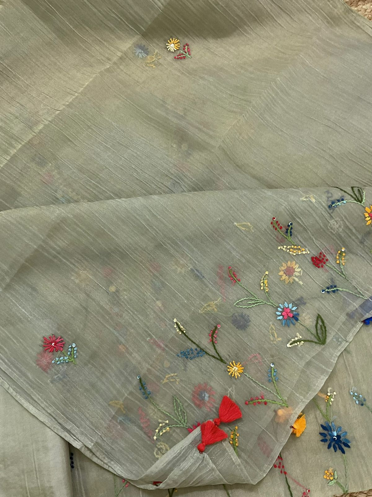 Pure Crushed Tissue Fine Embroidered Suit - Green