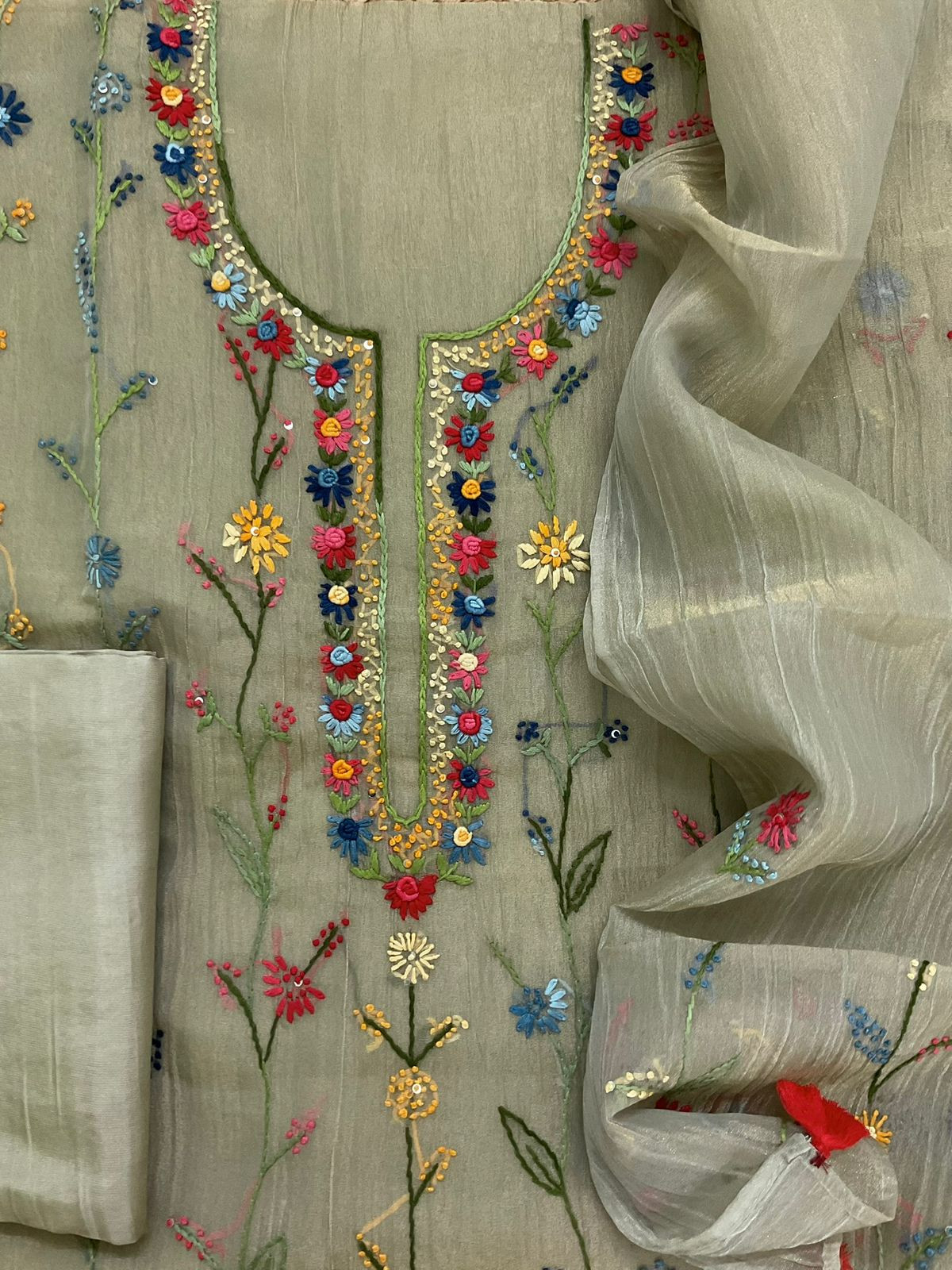 Pure Crushed Tissue Fine Embroidered Suit - Green