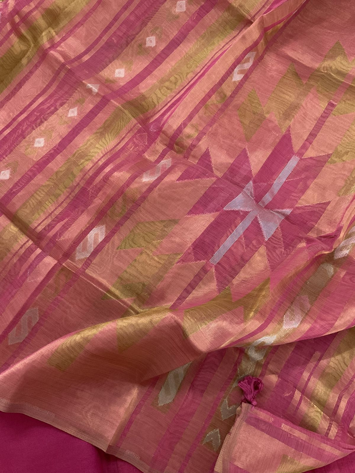 Pure Slub Chanderi Jamdani Weaved Embroidered Suit - Pink