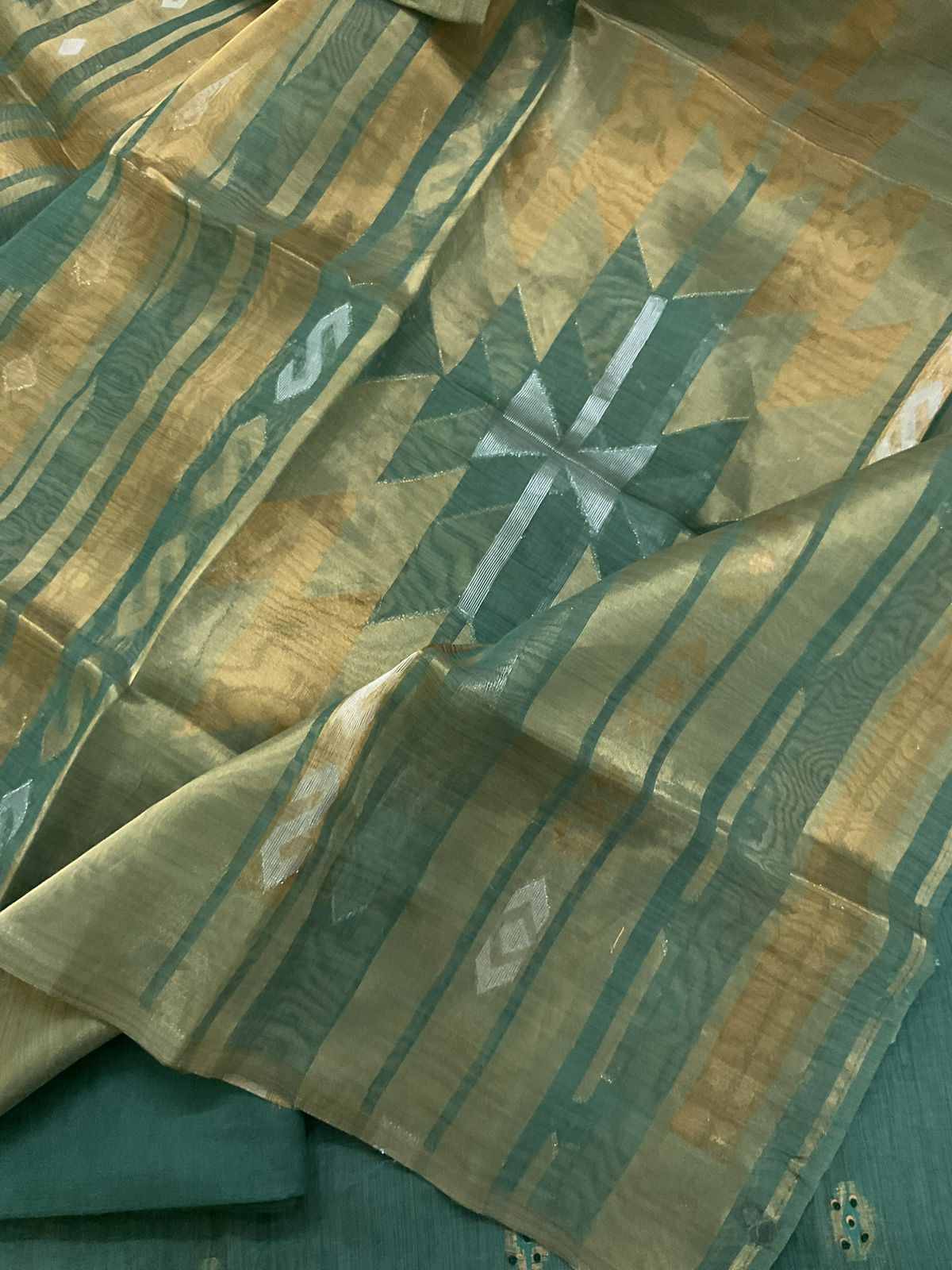 Pure Slub Chanderi Jamdani Weaved Embroidered Suit - Green