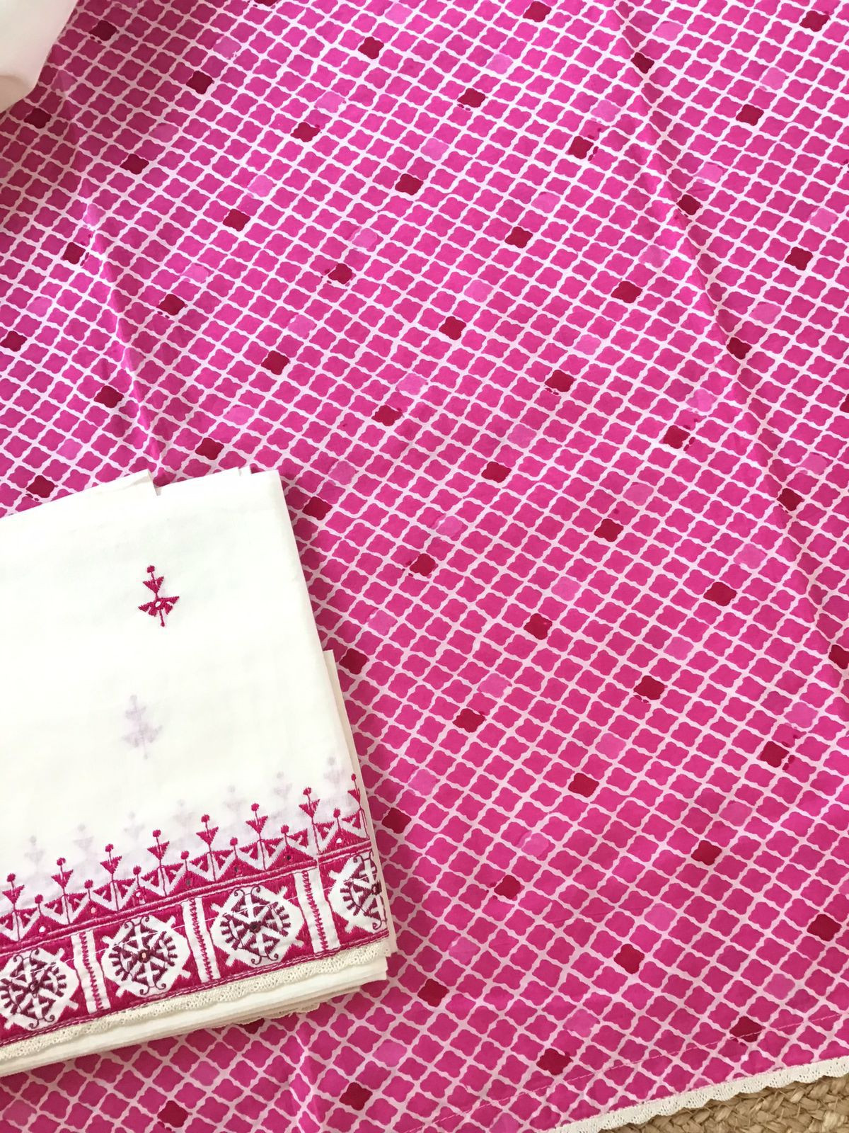 Pure Muslin Silk Banarasi Weaved Suit - Pink