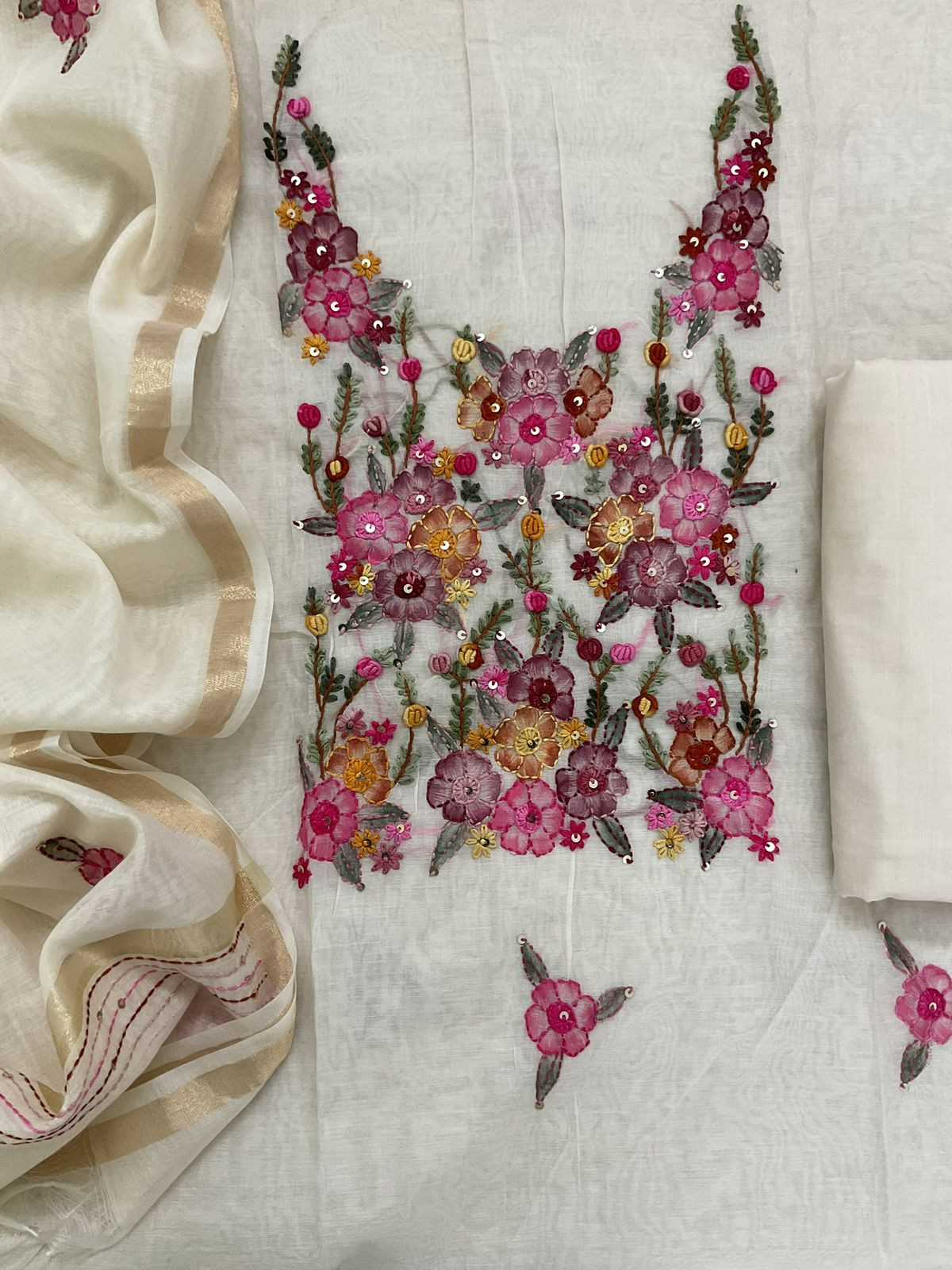 Soft Chanderi Brush Painted Embroidered Suit - Off White