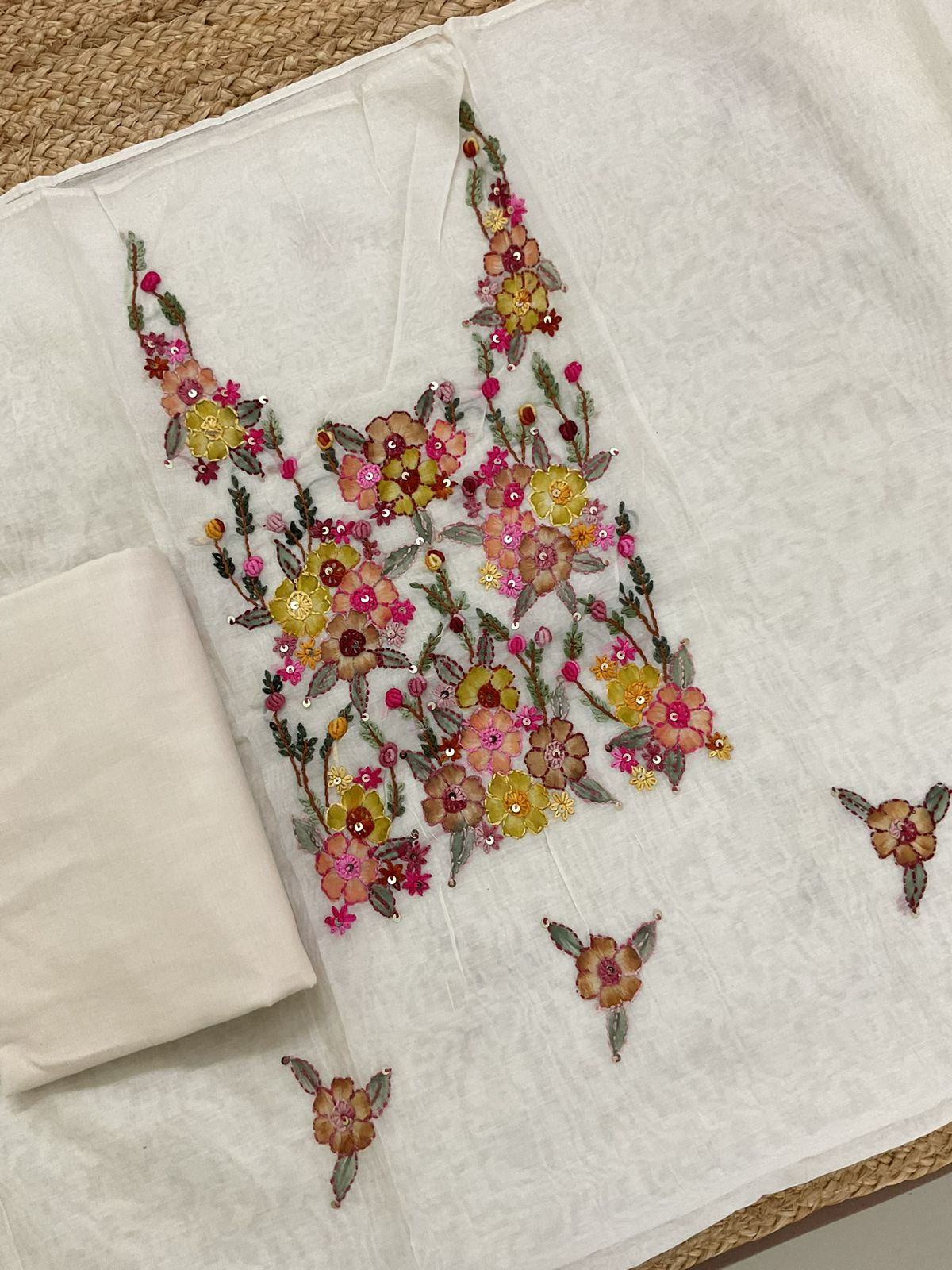 Soft Chanderi Brush Painted Embroidered Suit - Off White