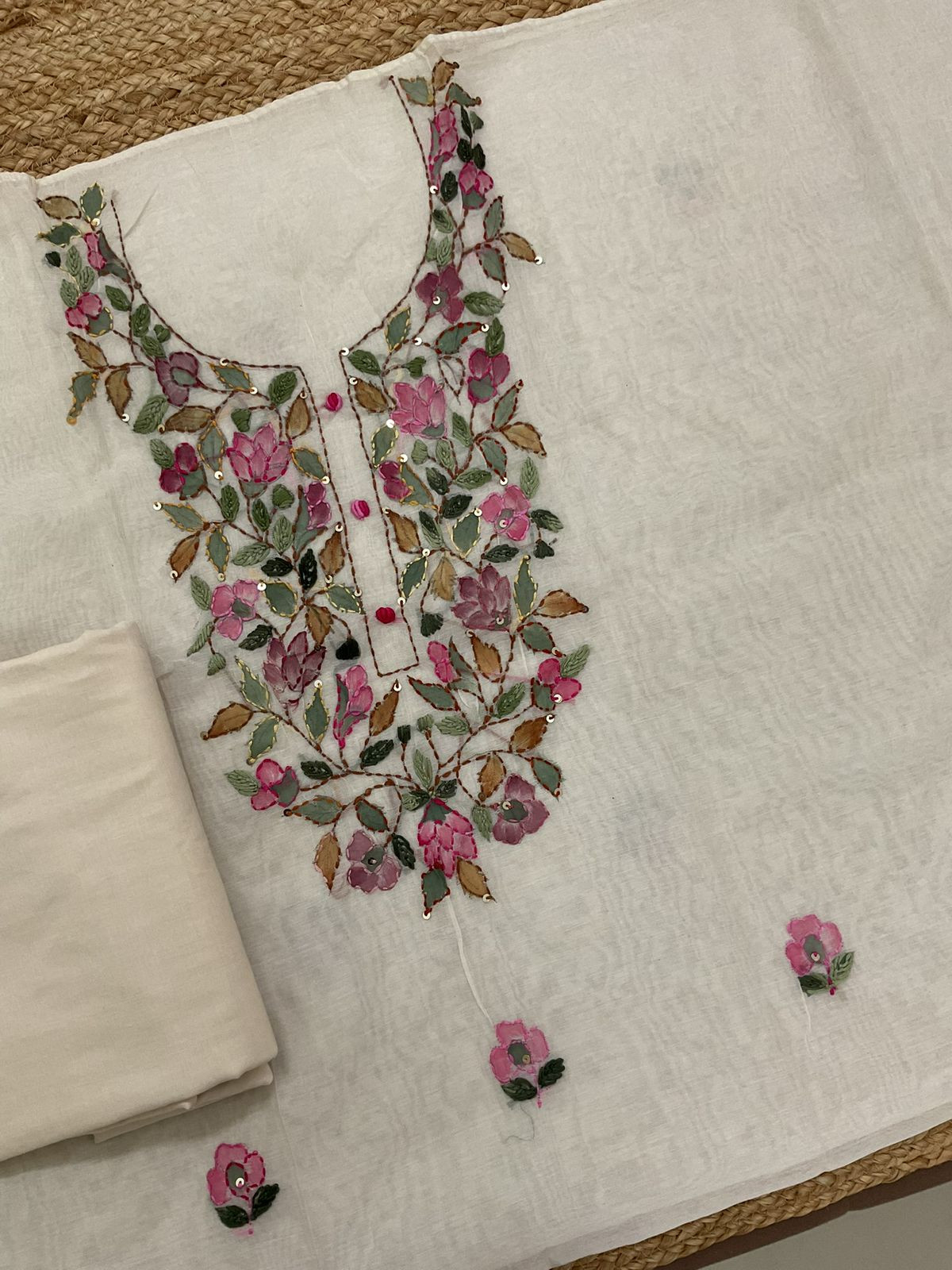 Soft Chanderi Brush Painted Embroidered Suit - Off White