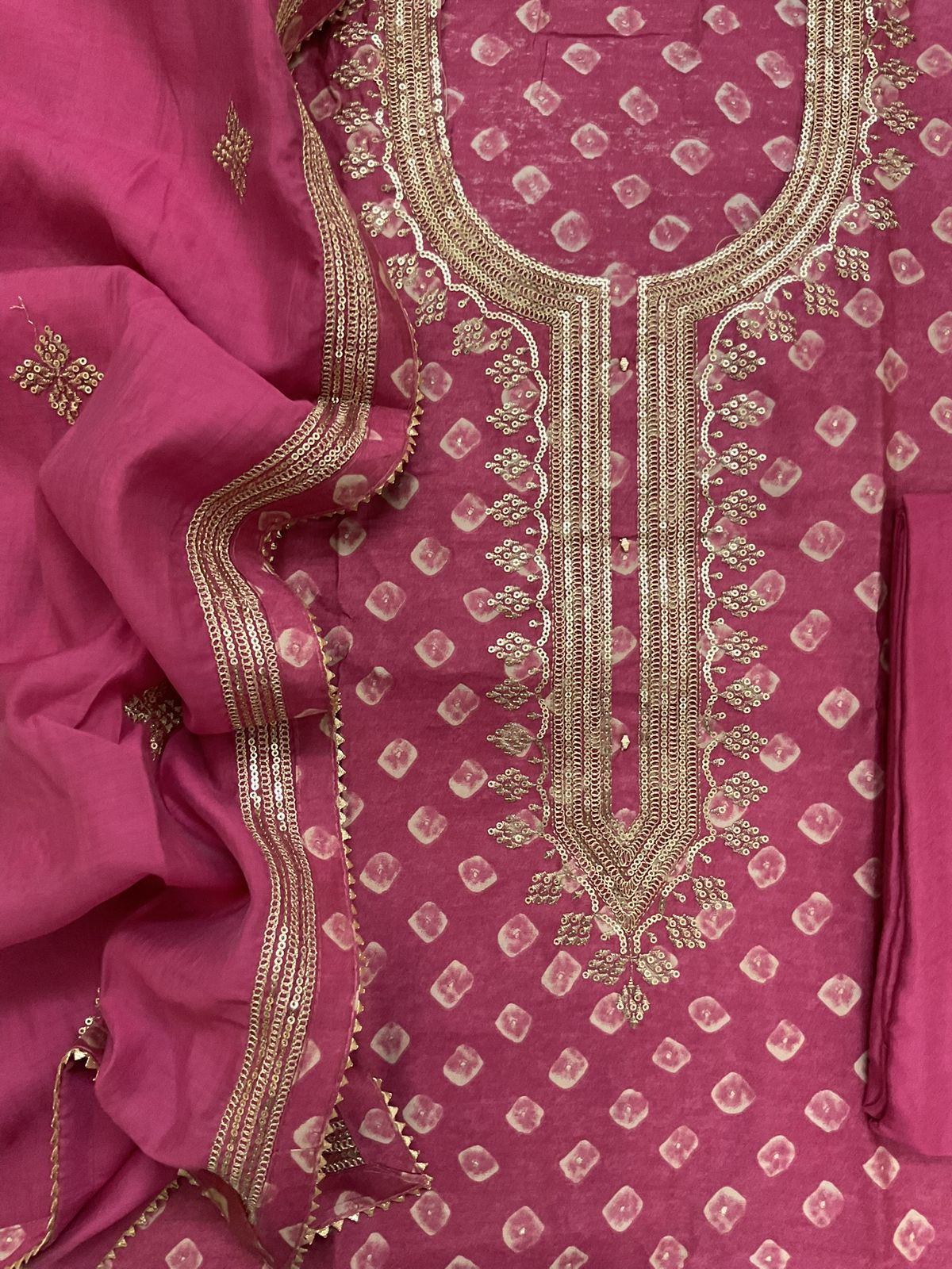 Soft Muslin Printed Embroidered Suit - Pink