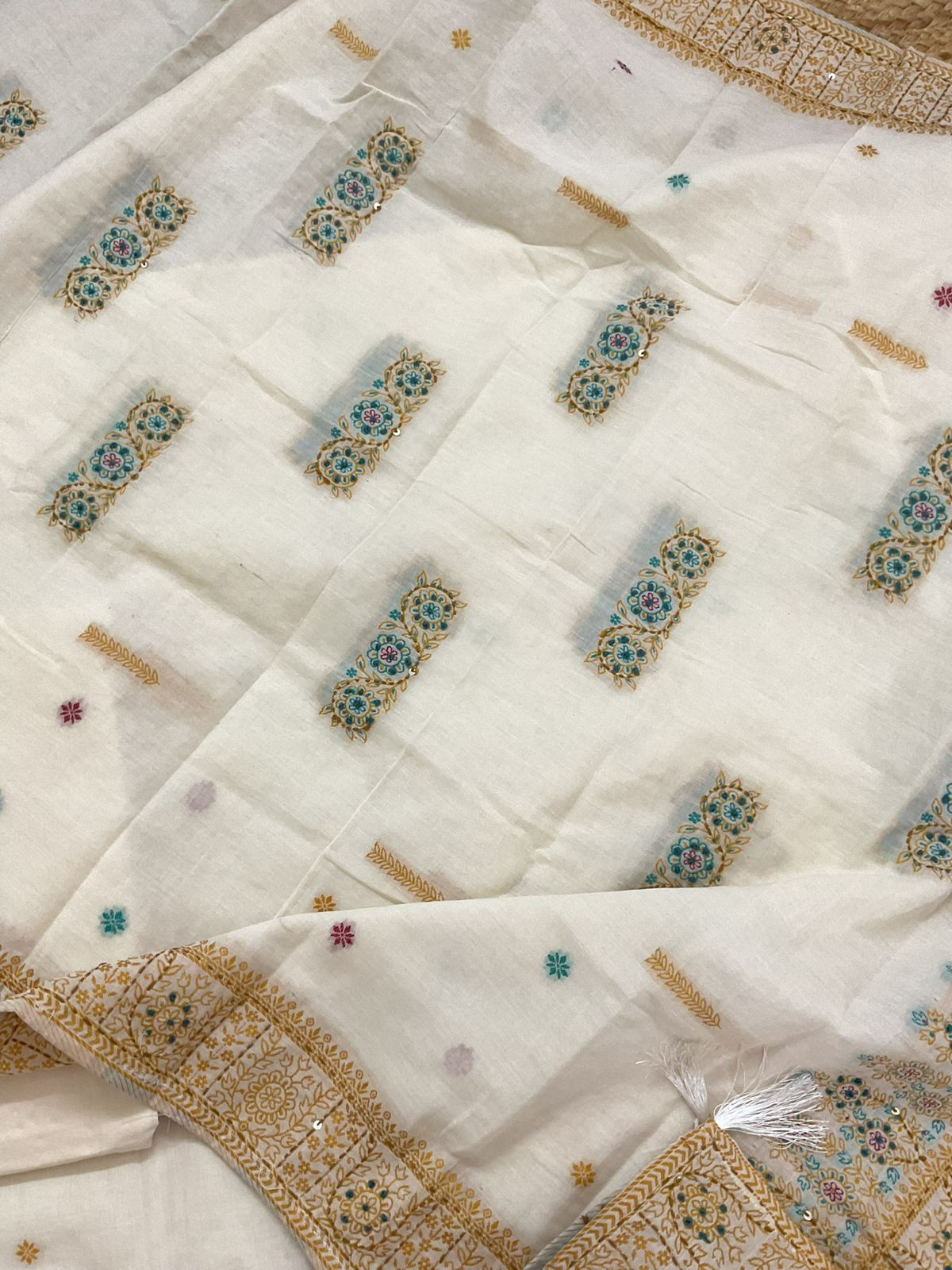 Pure Cotton Jamdani Weaved Embroidered Suit - Off White