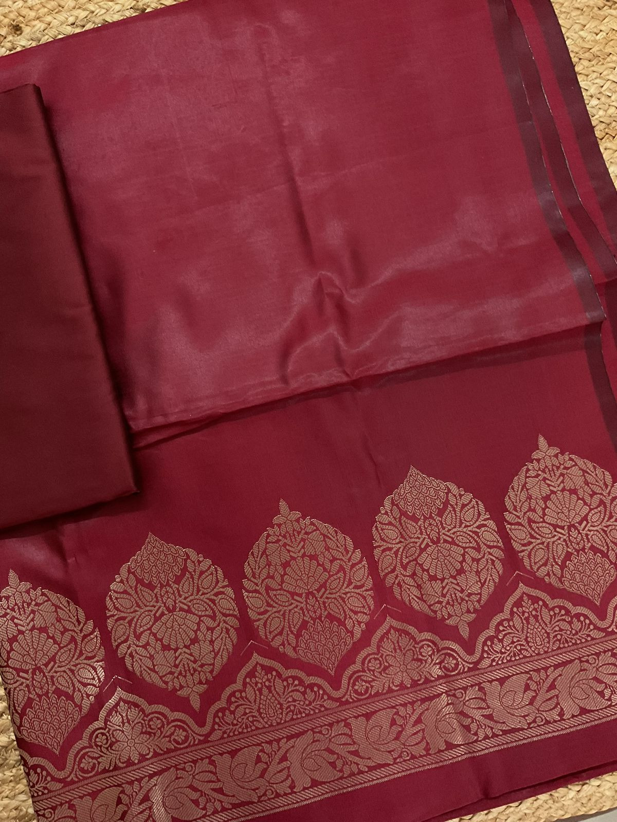 Soft Silk Banarasi Weaved Suit - Maroon