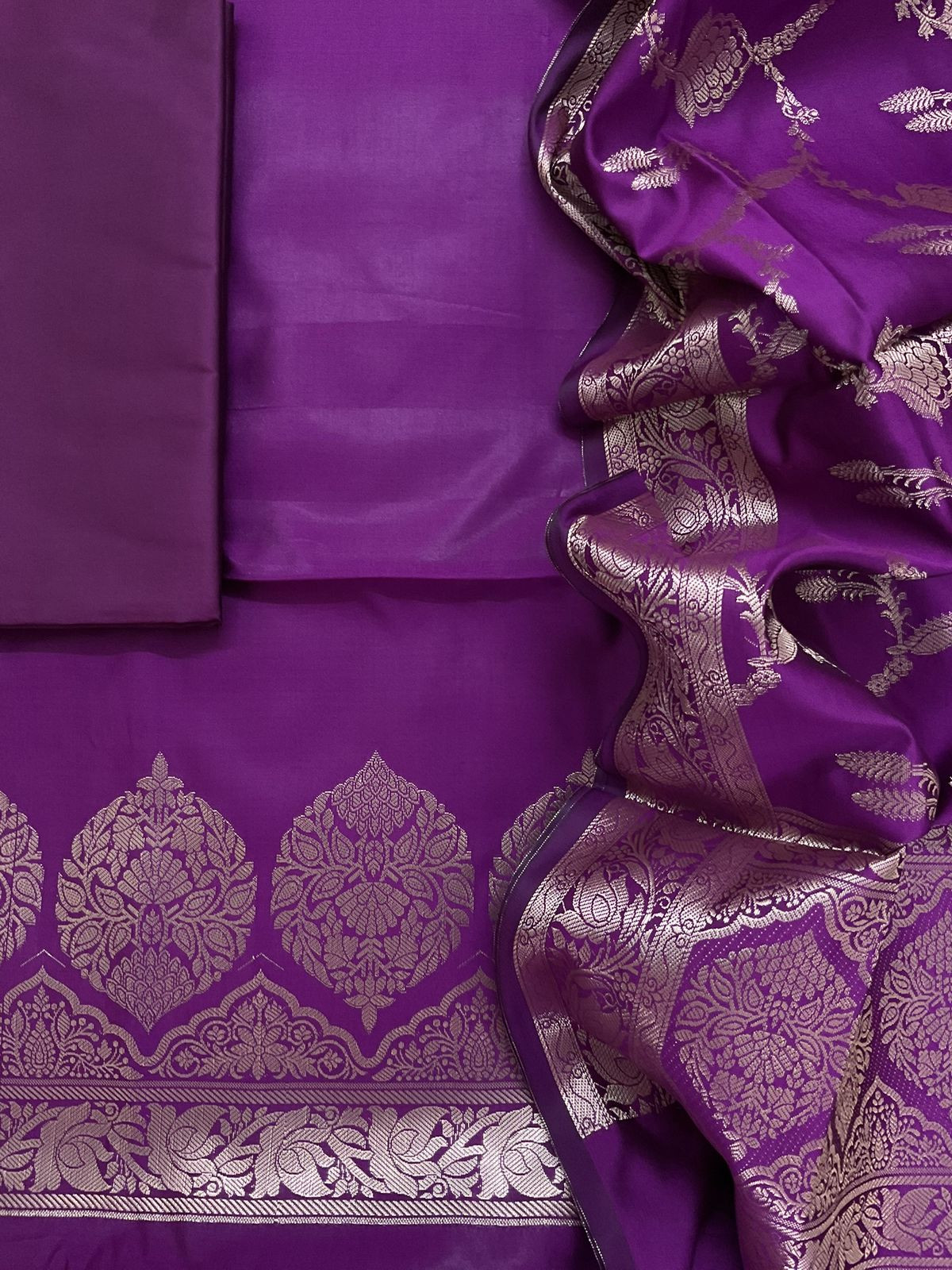 Soft Silk Banarasi Weaved Suit - Violet