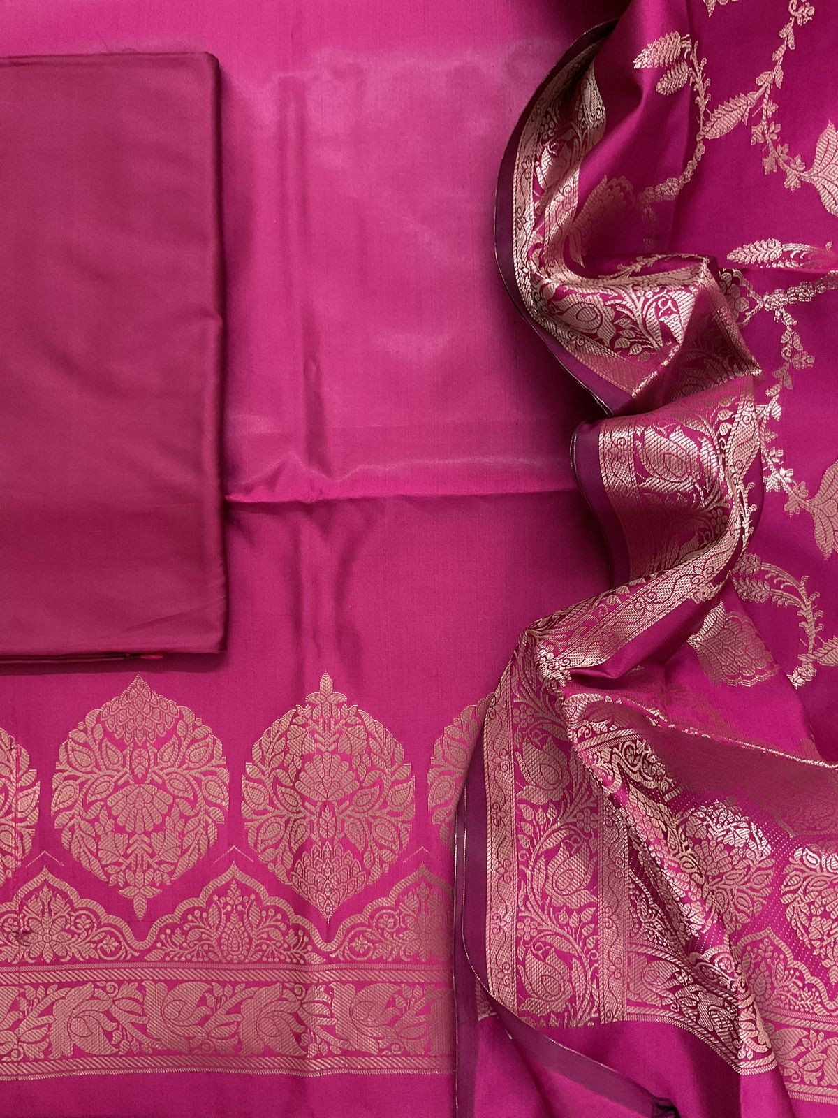 Soft Silk Banarasi Weaved Suit - Pink