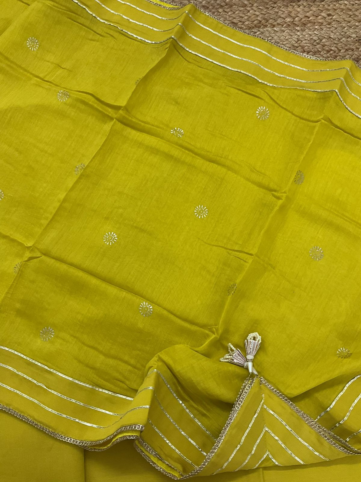 Pure Muslin Embroidered Suit - Lime Yellow