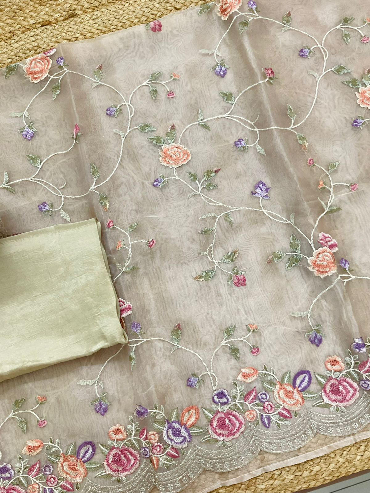 Soft Tissue Shimmer Silk Embroidered Suit - Cream