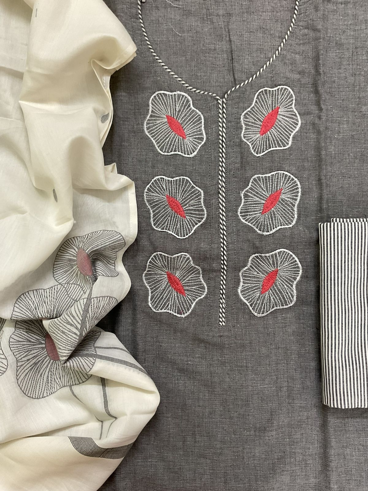 Pure Handloom Cotton Jamdani Weaved Embroidered Suit - Grey