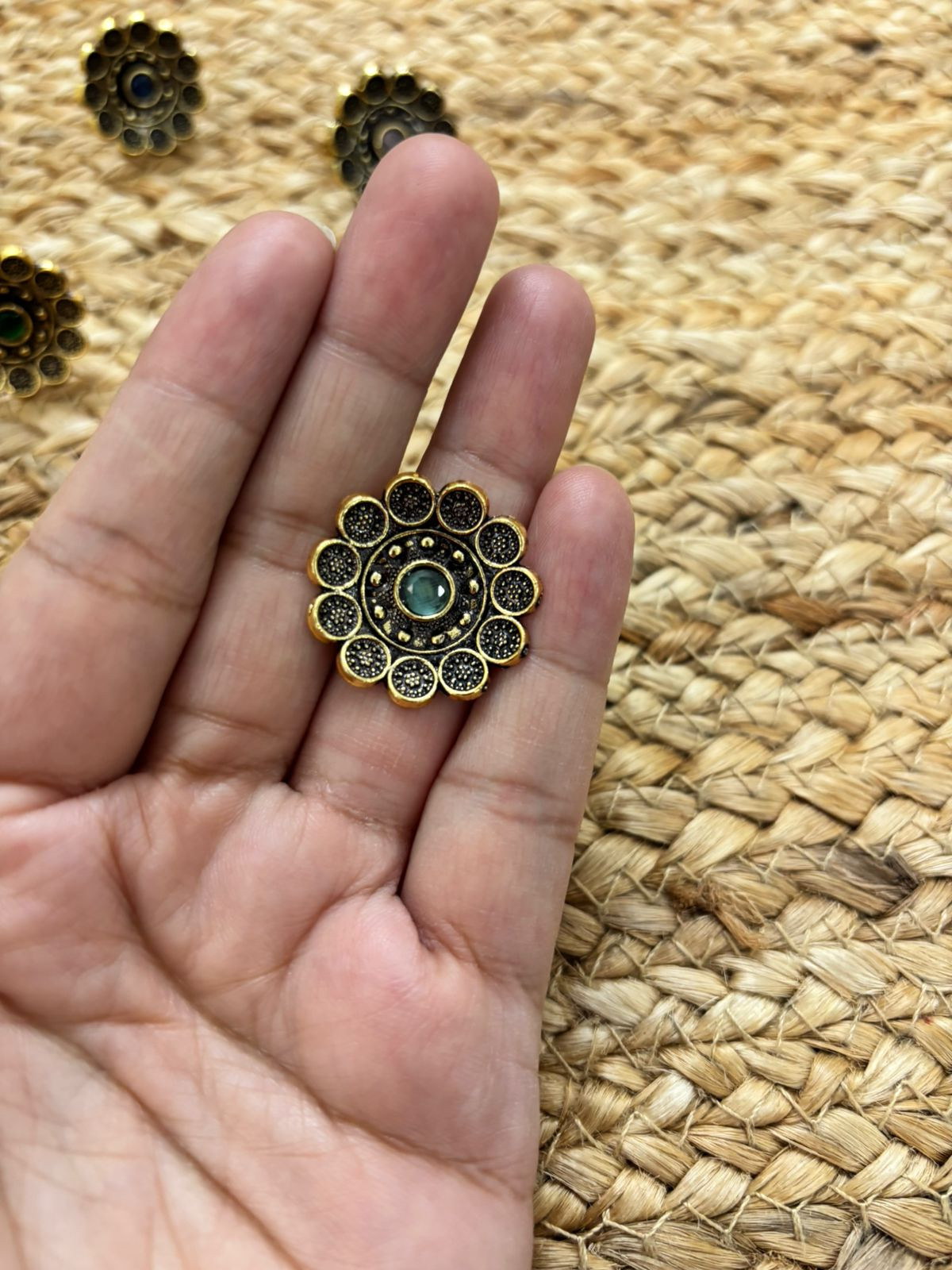 Metallic Oxidised Adjustable Gold Finger Ring - Sea Green