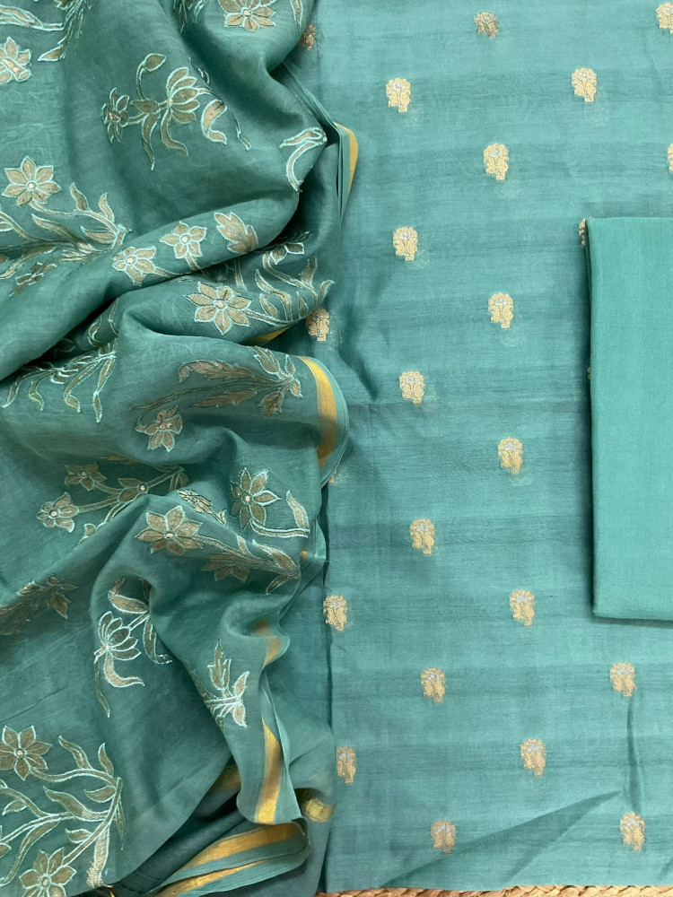 Image of Pure Mul Chanderi Banarasi Weaved Embroidered Suit - Green