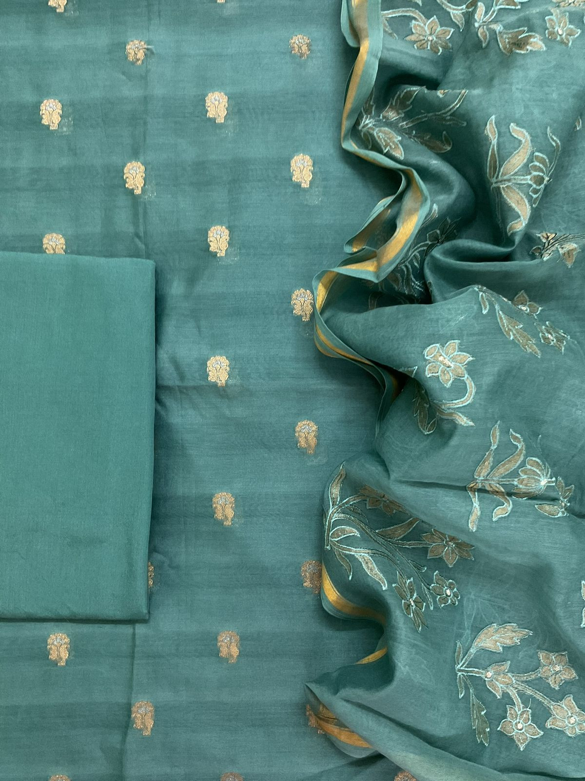 Pure Mul Chanderi Banarasi Weaved Embroidered Suit - Green