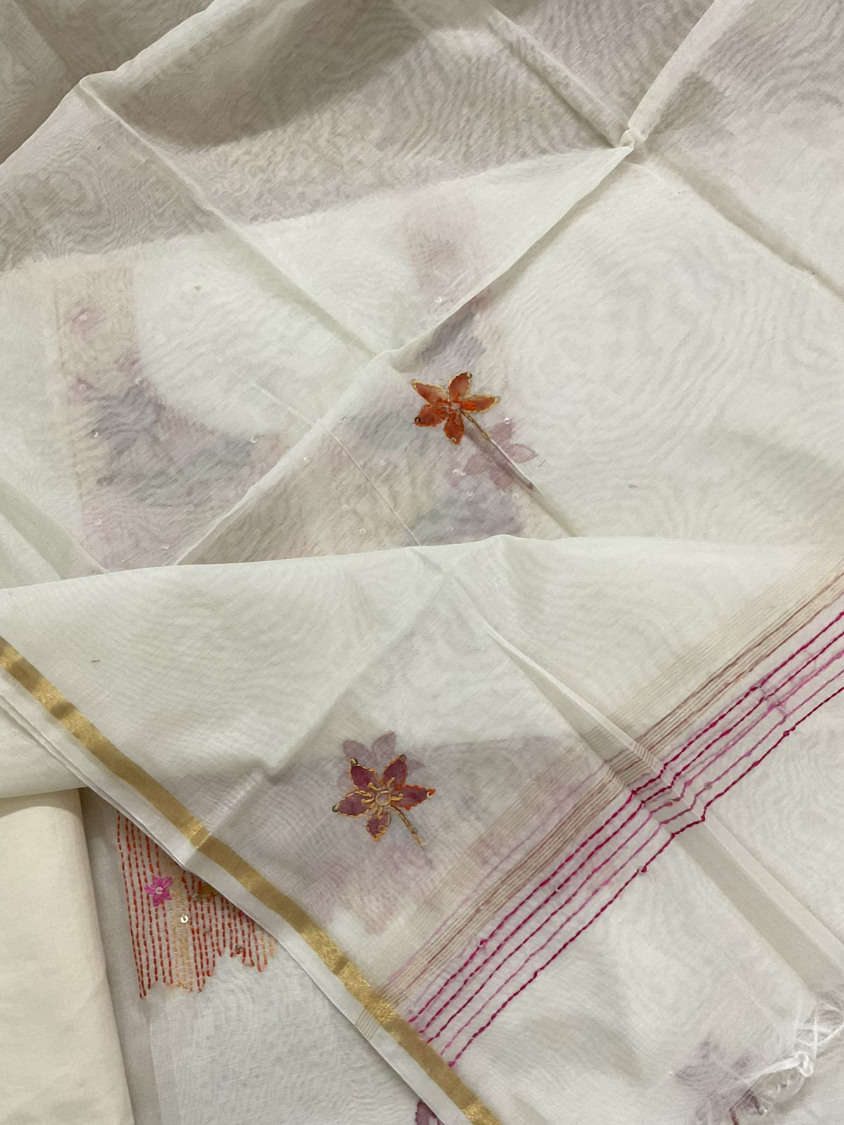 Soft Chanderi Brush Painted Embroidered Suit - Off White