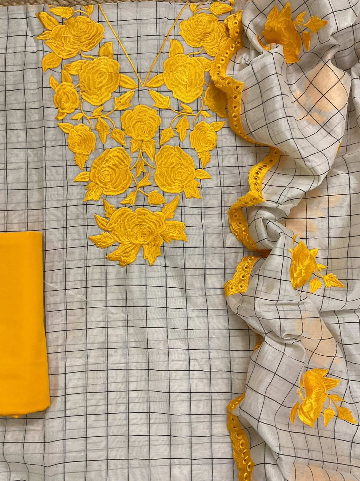 Pure Handloom Maheshwari Self Weaved Embroidered Suit - Off White