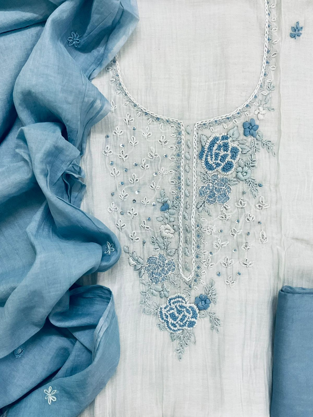 Pure Mul Chanderi Shaded Embroidered Suit - Blue