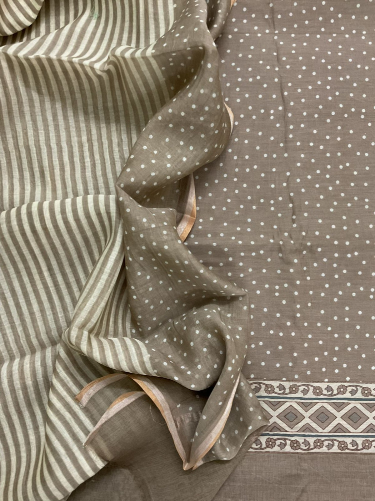 Image of Pure Mul Chanderi Printed Suit - Beige