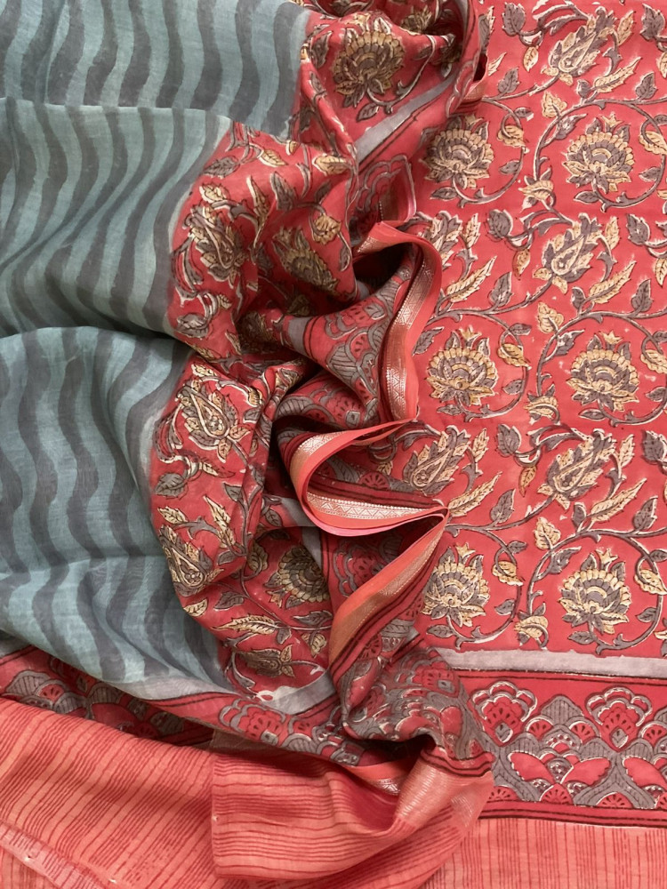 Image of Pure Mul Chanderi Printed Suit - Peach