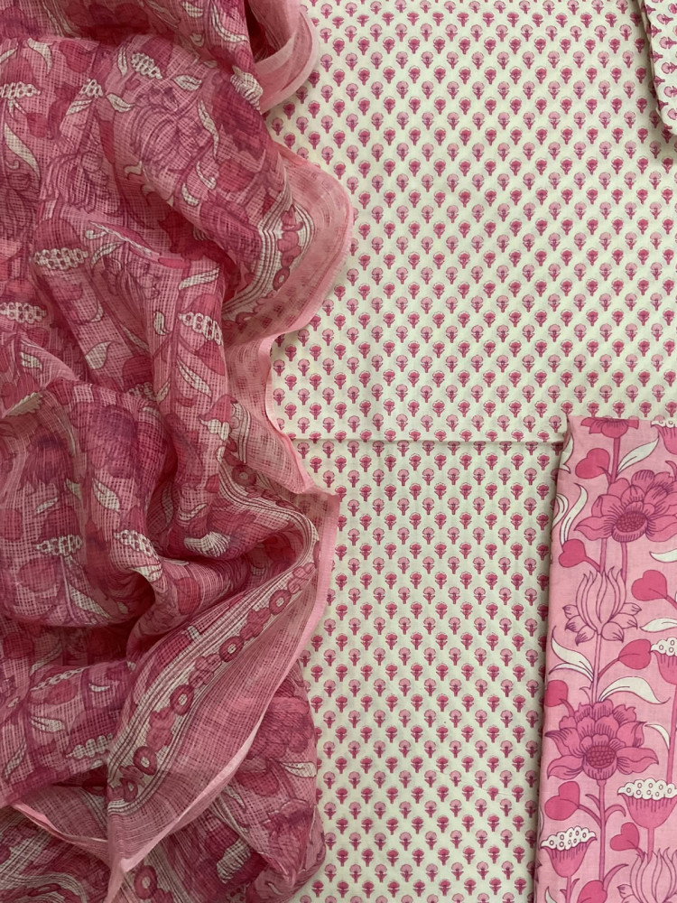 Image of Pure Mul Cotton Printed Suit - Cream