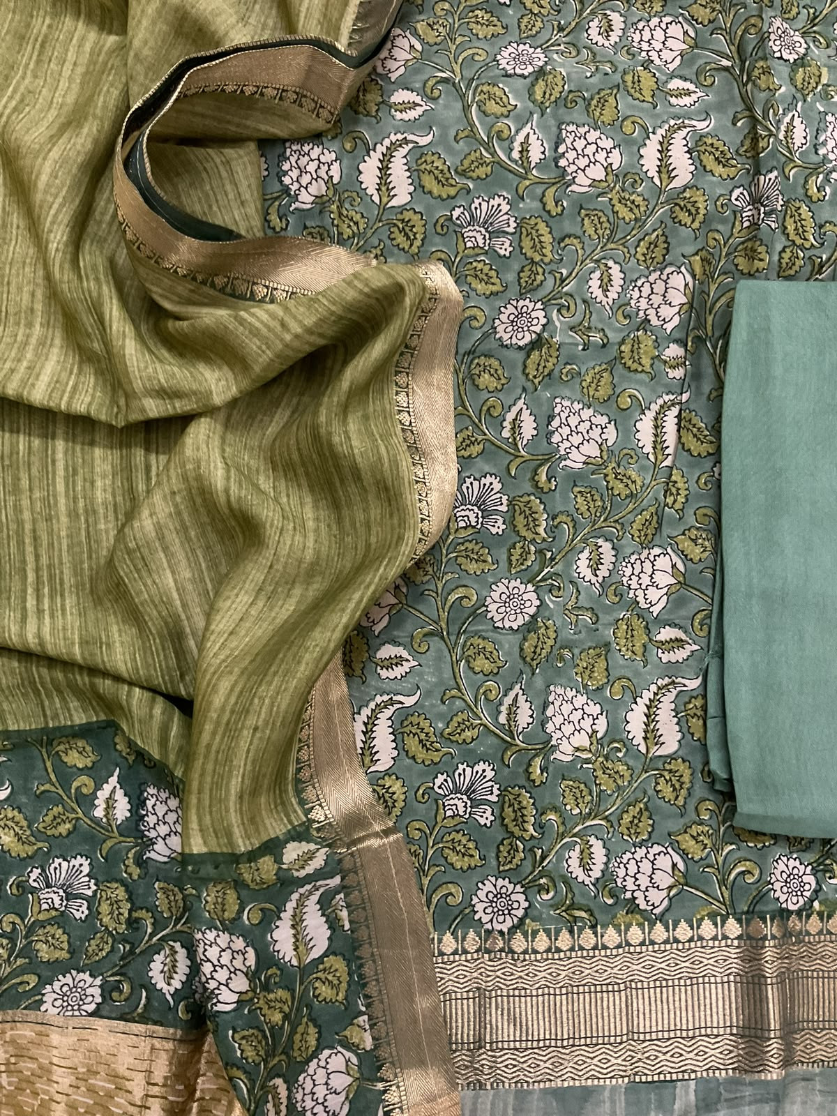 Pure Muslin Printed Banarasi Weaved Suit - Green
