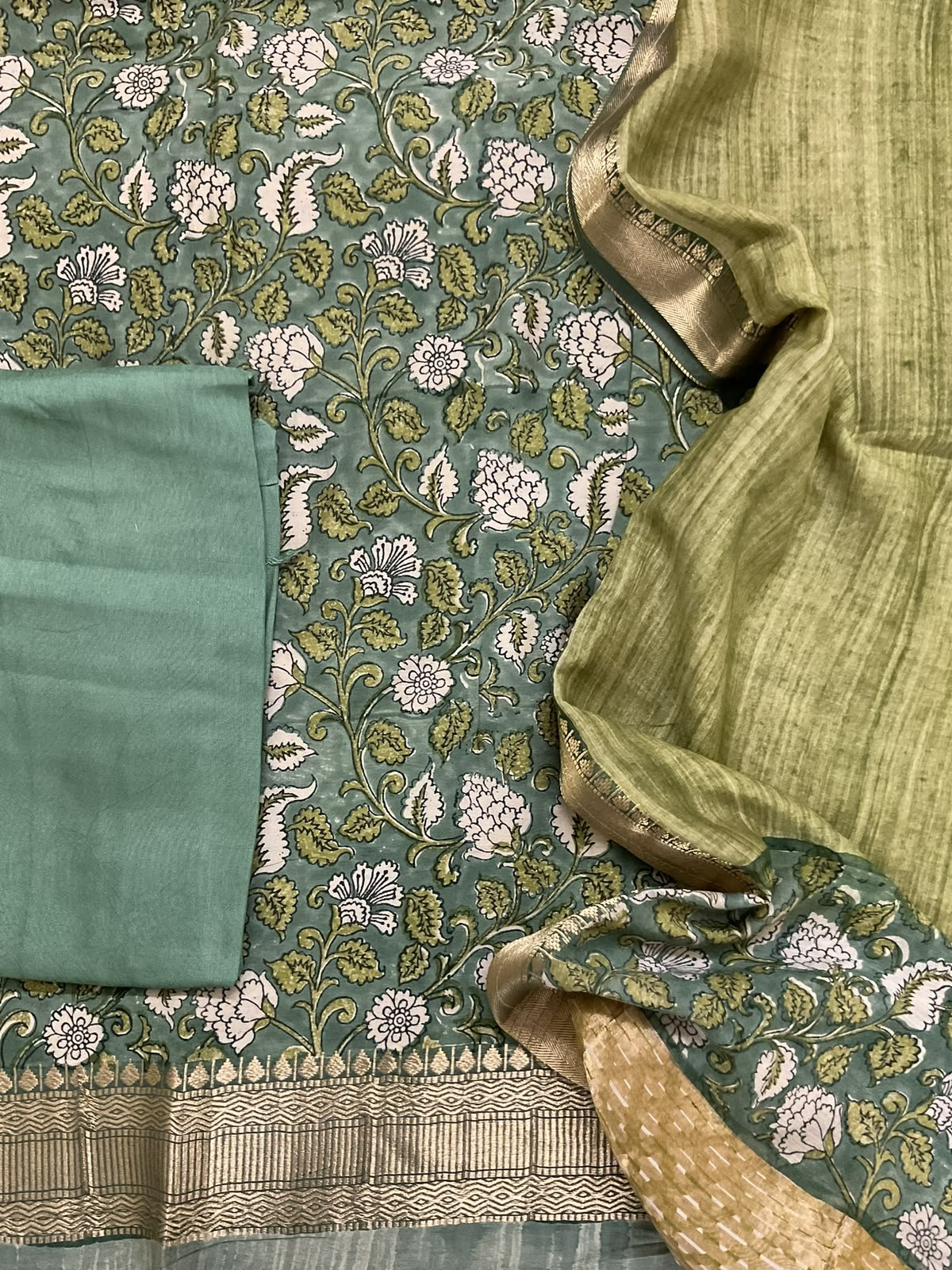 Pure Muslin Printed Banarasi Weaved Suit - Green