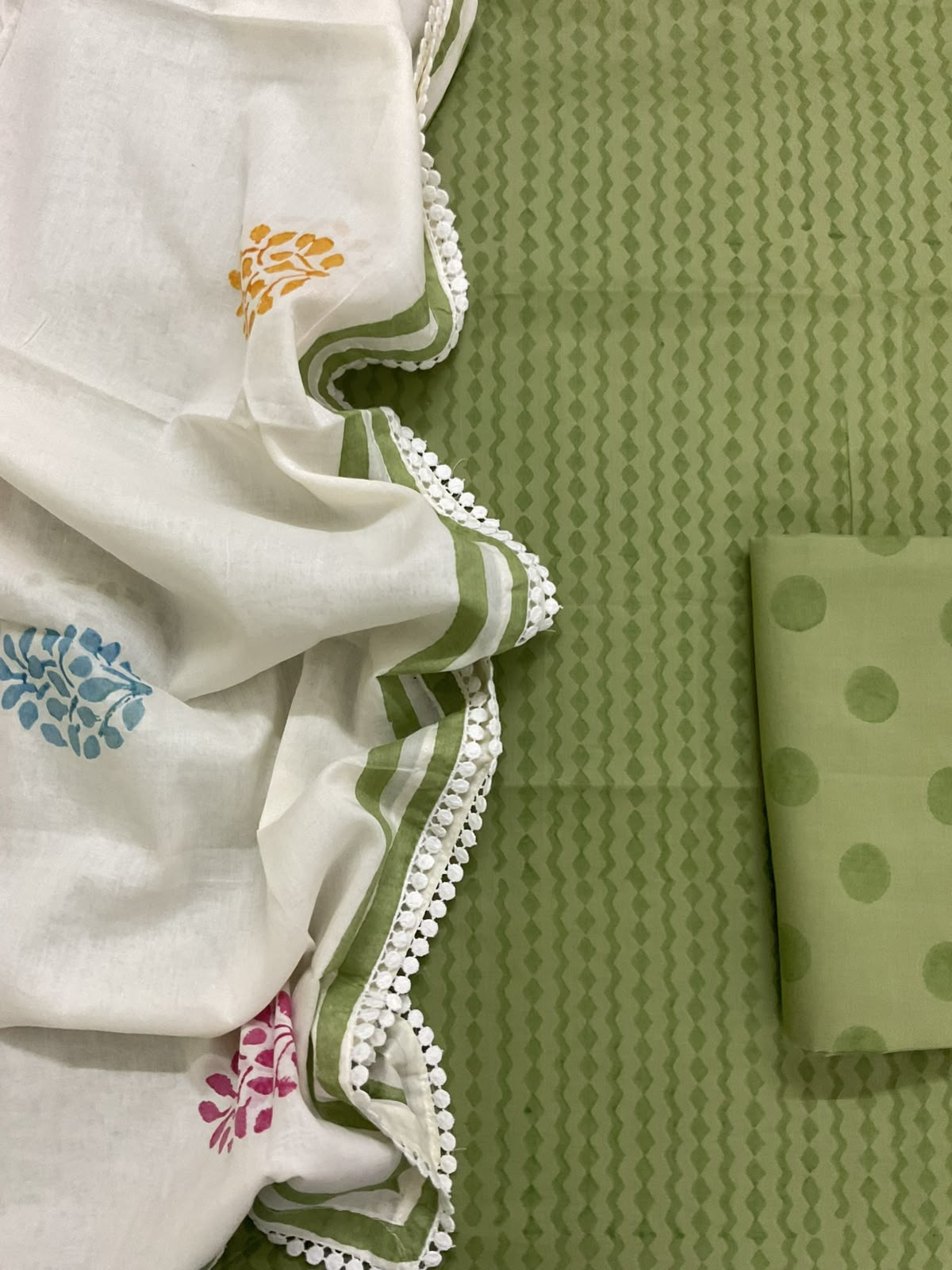 Pure Fine Cotton Printed Suit - Green