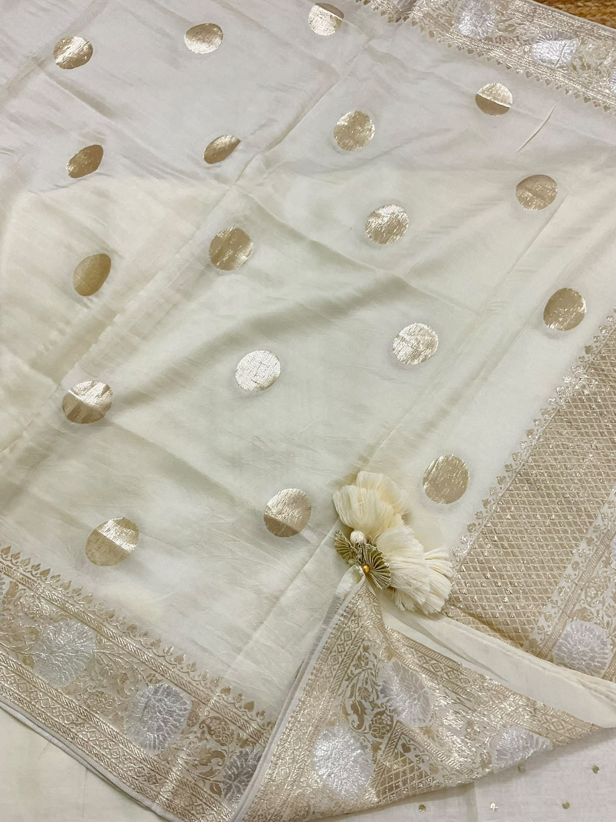 Pure Mul Chanderi Banarasi Weaved Embroidered Suit - Off White