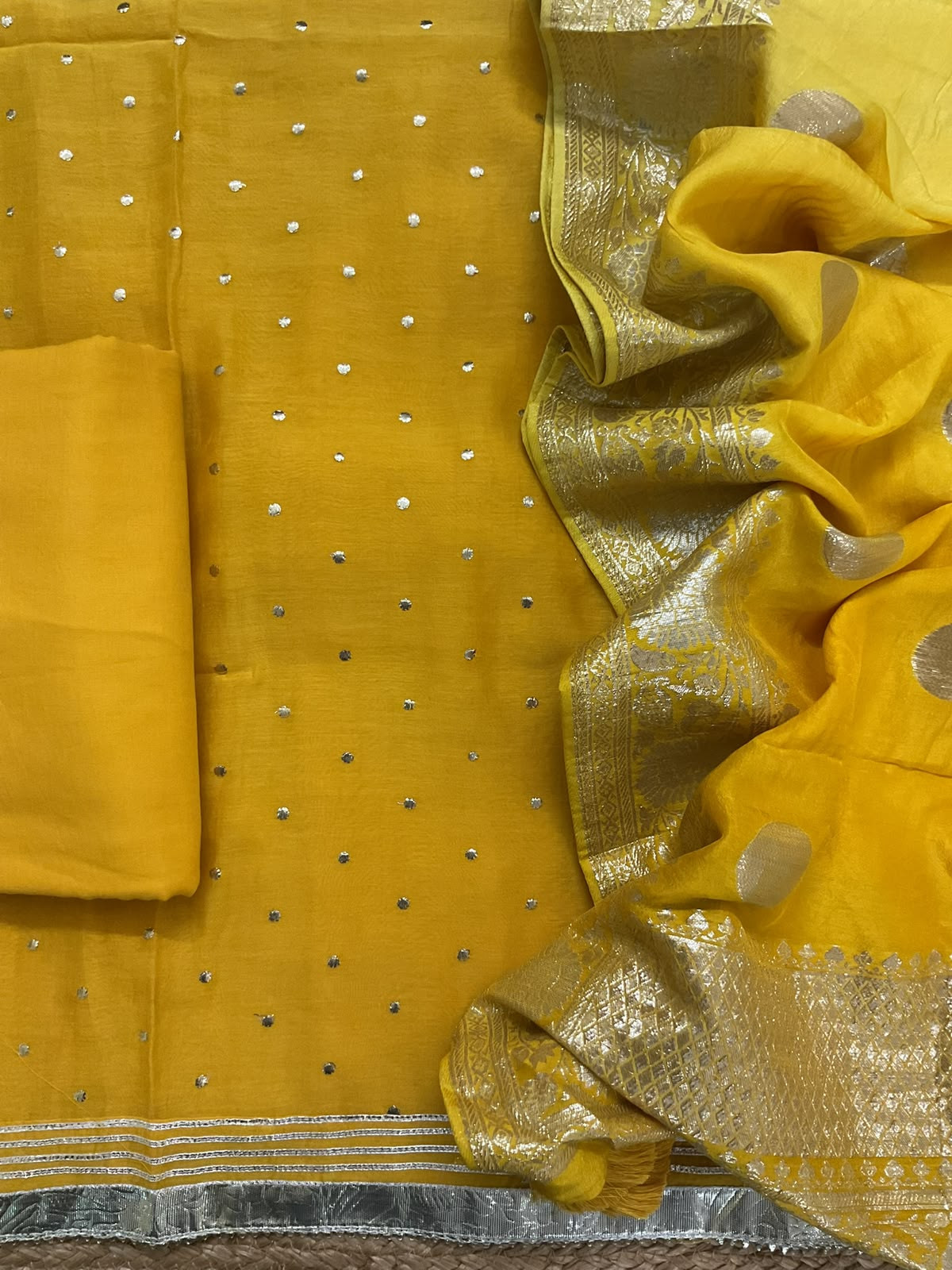 Pure Mul Chanderi Banarasi Weaved Embroidered Suit - Yellow