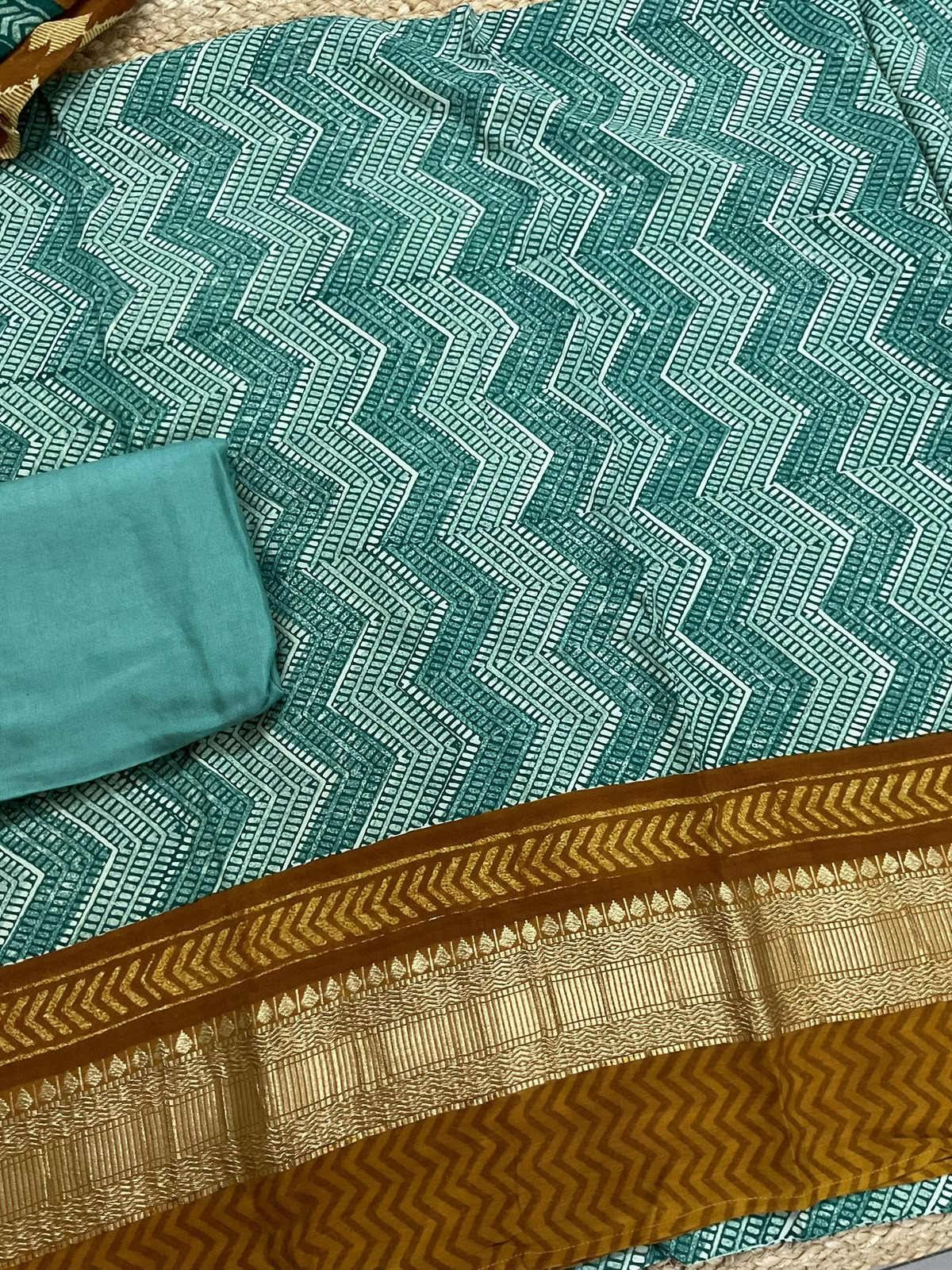 Pure Muslin Printed Banarasi Weaved Suit - Green