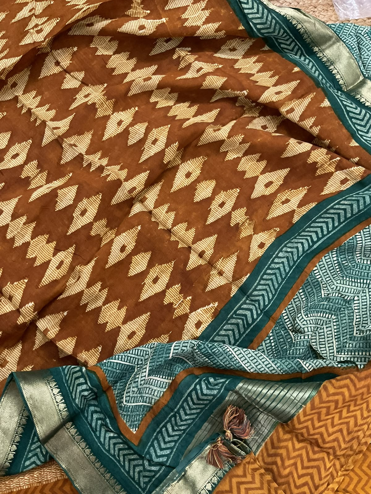 Pure Muslin Printed Banarasi Weaved Suit - Green