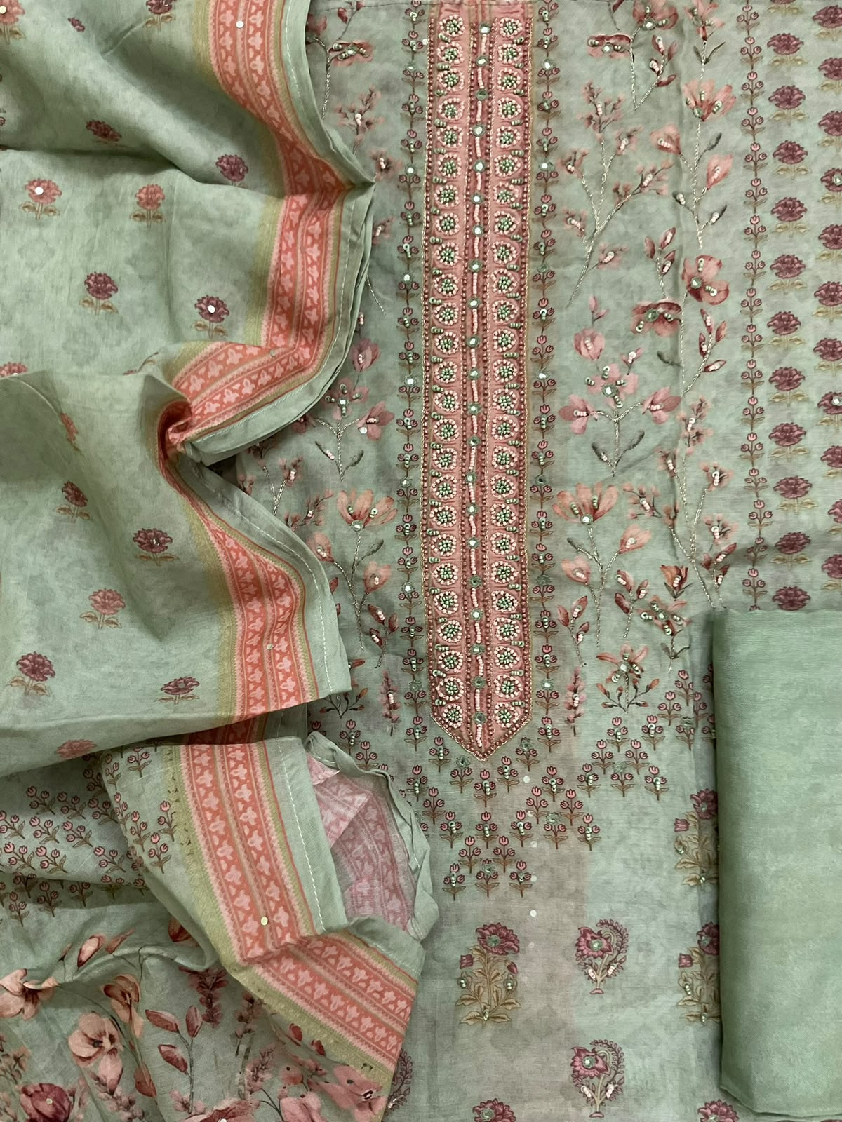 Pure Muslin Printed Embroidered Suit - Green