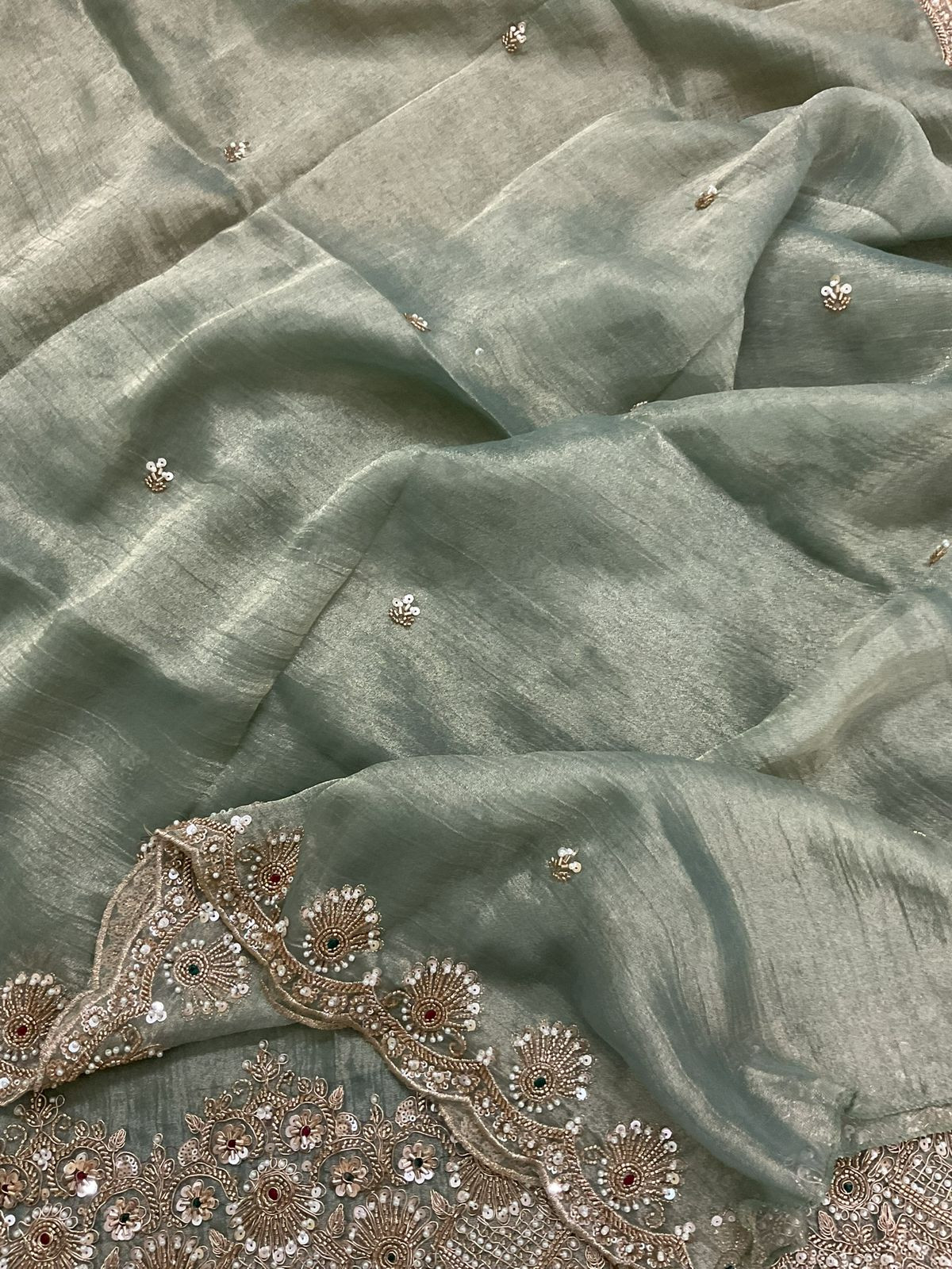 Soft Crushed Tissue Embroidered Suit - Green
