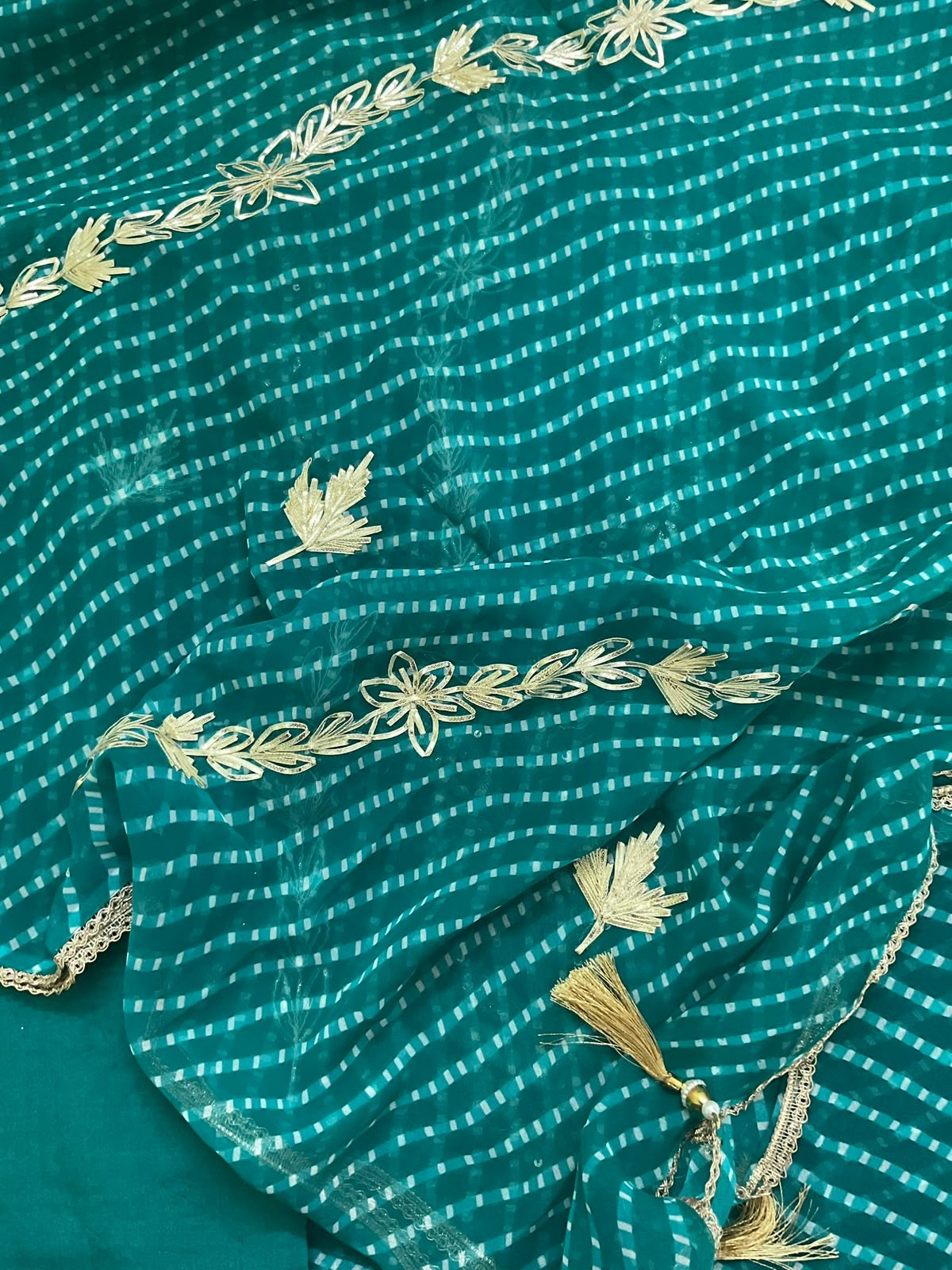 Soft Georgette Printed Embroidered Suit - Green