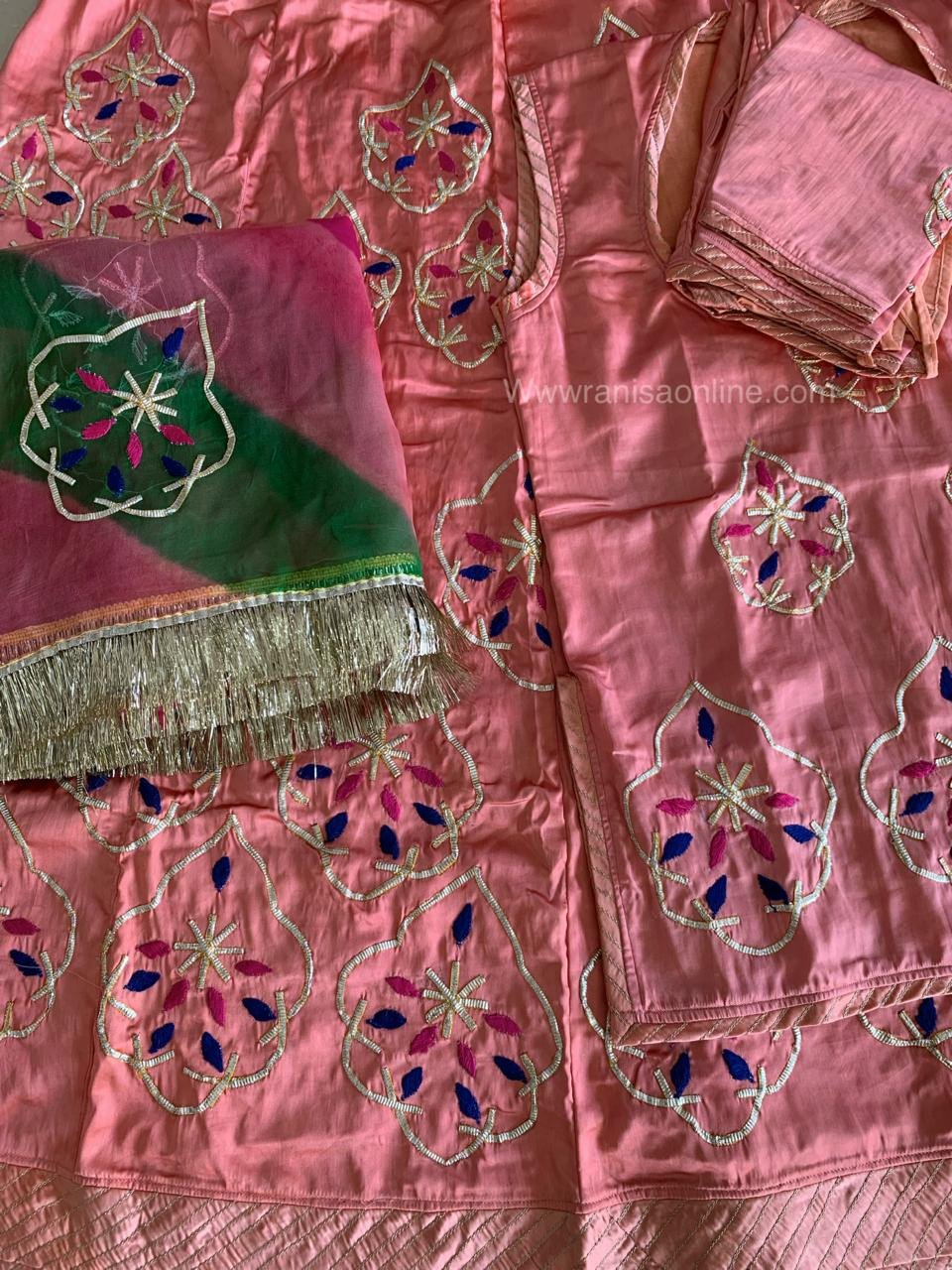 sikhiya poshak