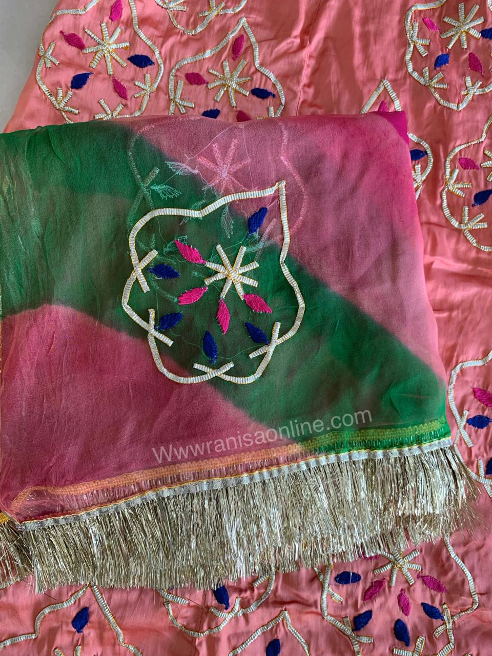 sikhiya poshak