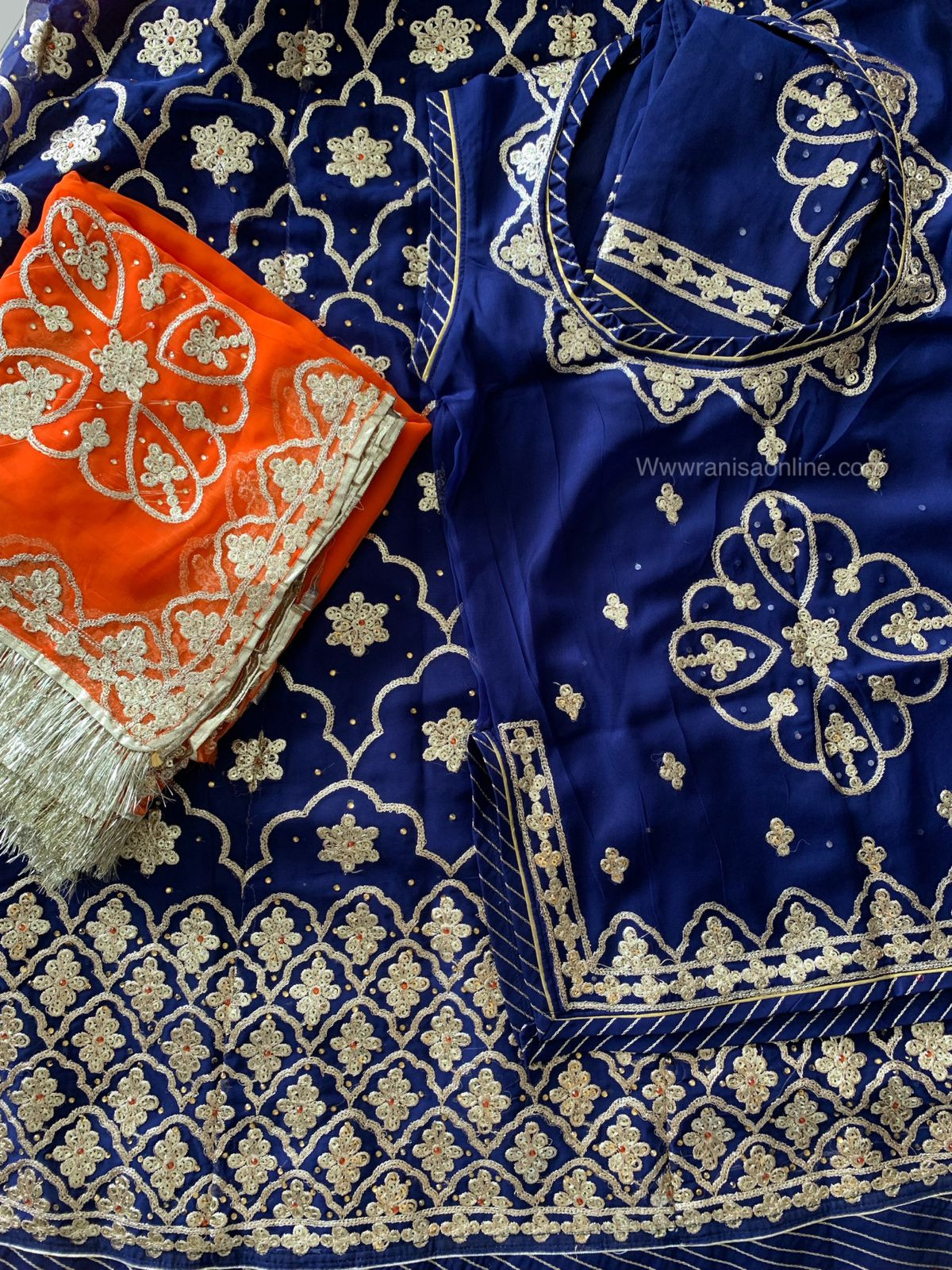 Rangbahar poshak