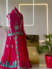 Natural crep Poshak