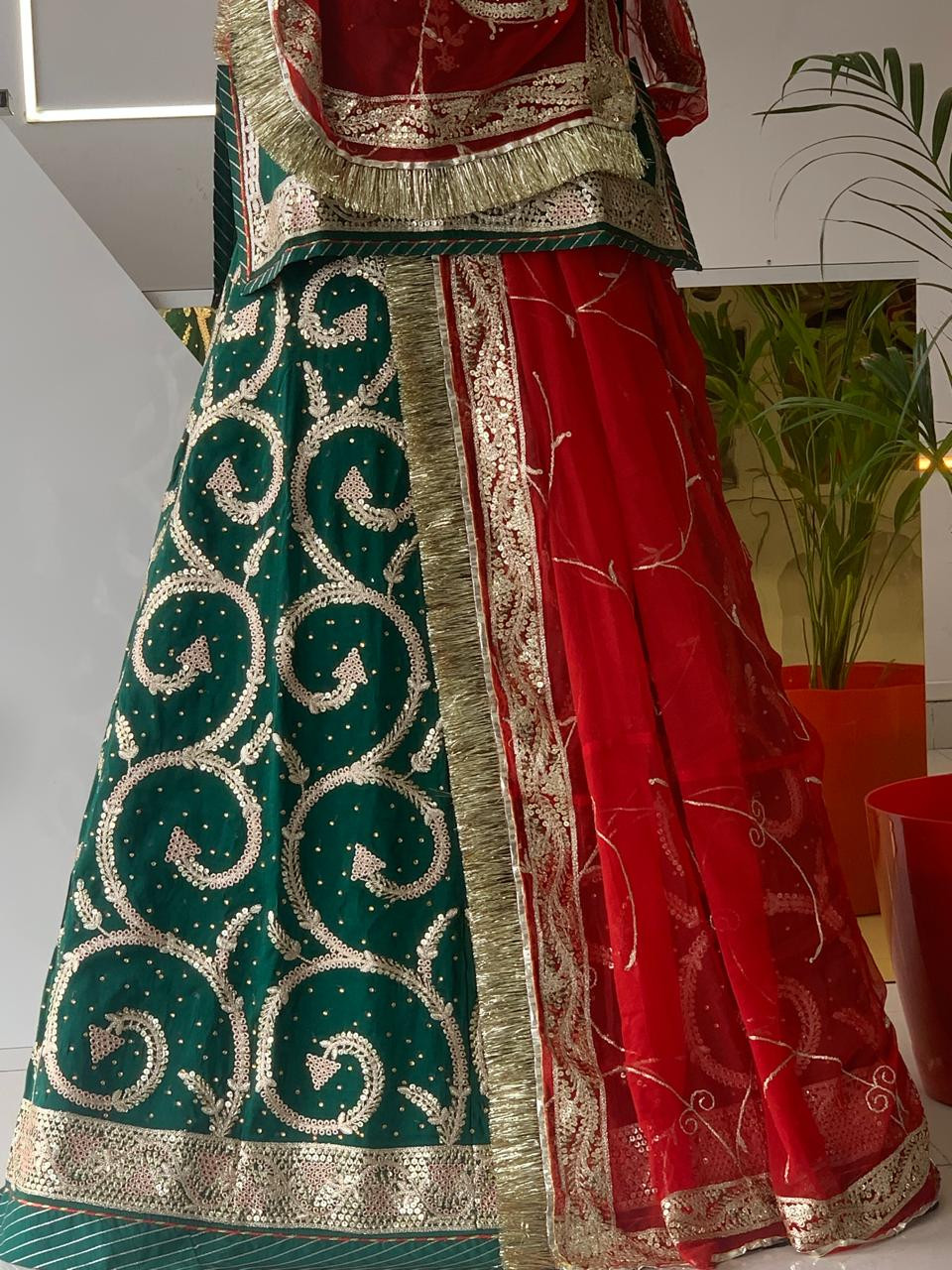 hariyali banni poshak