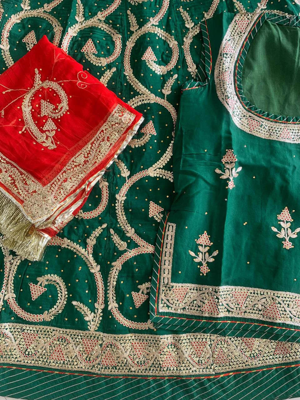 hariyali banni poshak